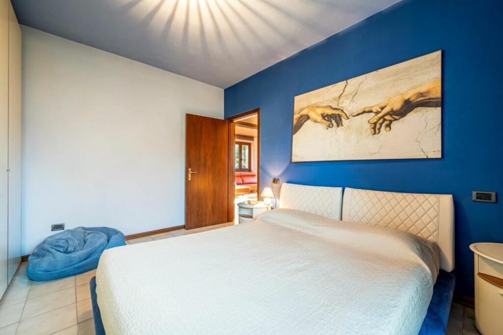 Iris -pet Friendly - Garden - Private Parking- Bike Friendly House