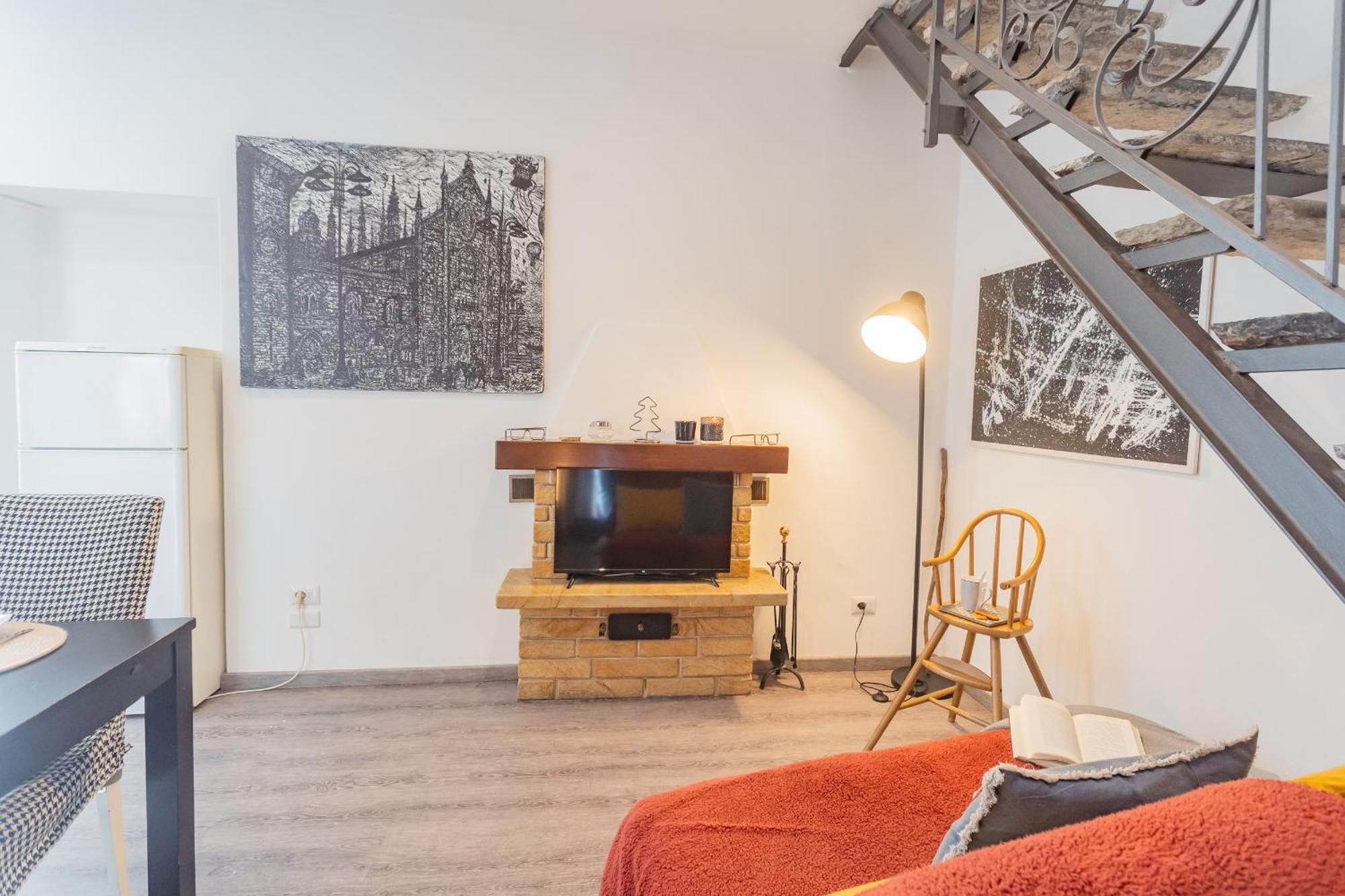 Apartment La Casa Di Nino By Rent *