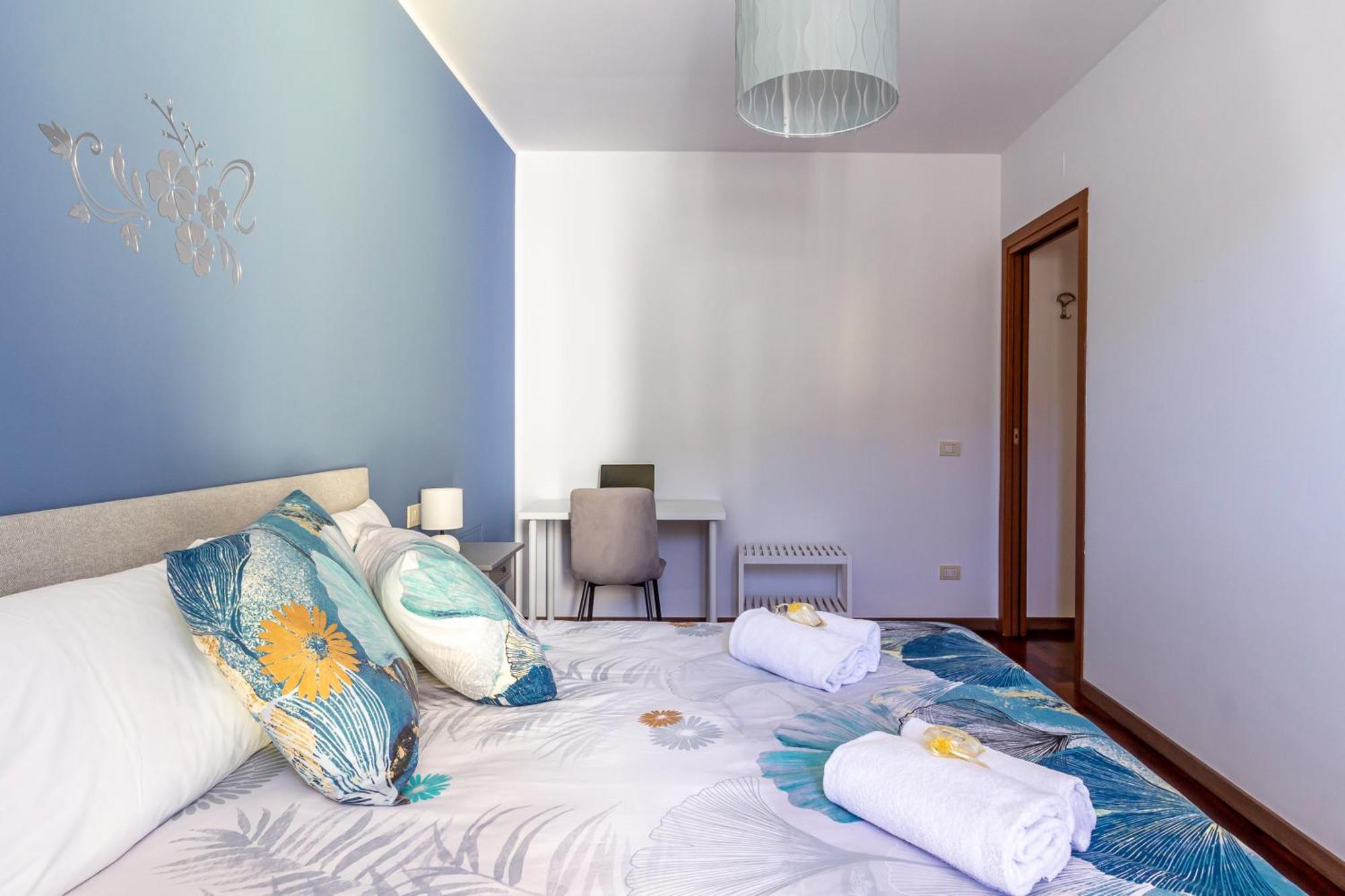 Station & Center - Self Check-in & Remote Access Apartment Como