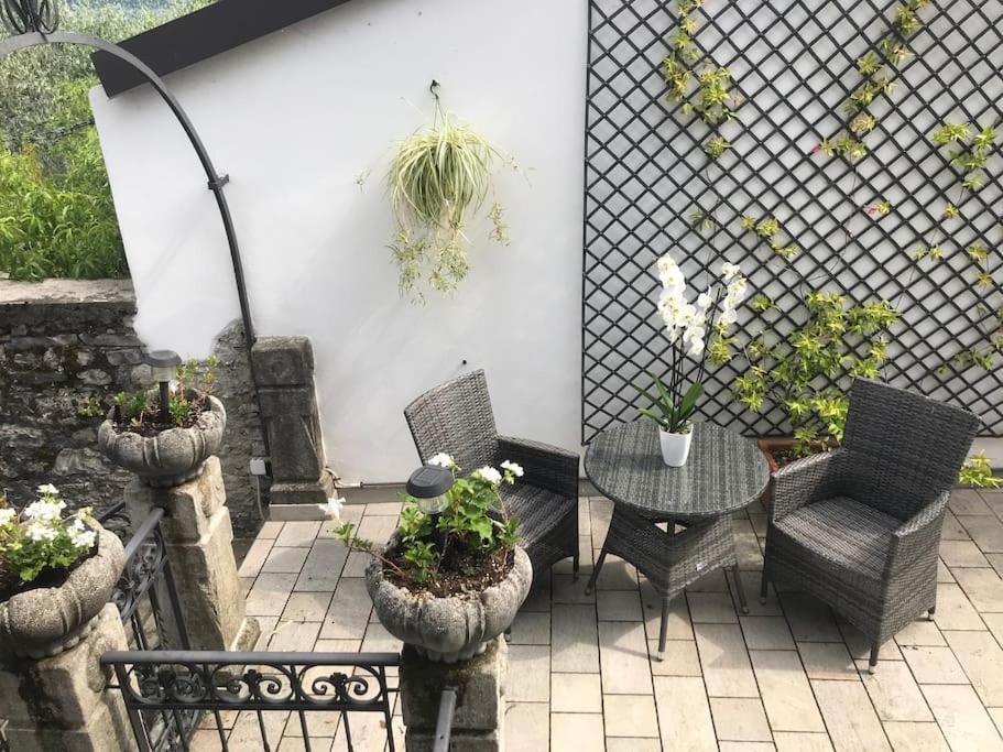 Beautiful With Private Access To The Lake. Holiday home Limonta