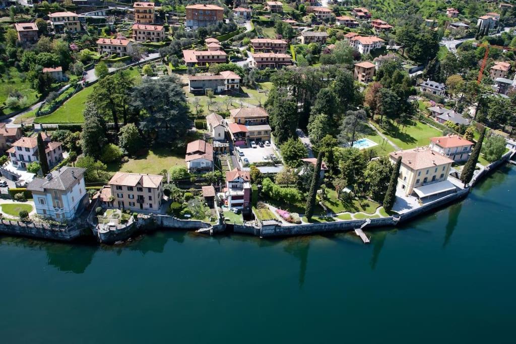 Holiday home Beautiful With Private Access To The Lake. *