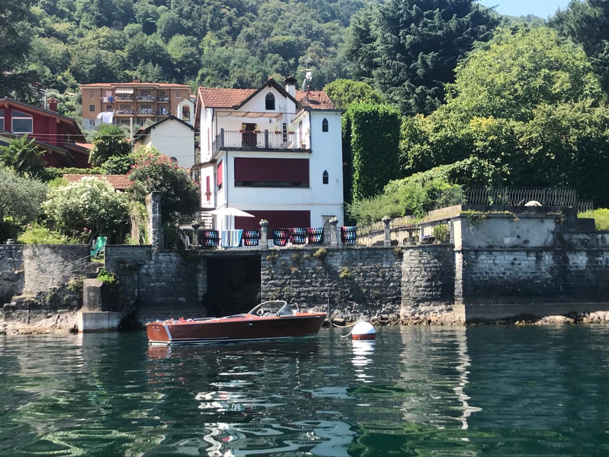 Holiday home Beautiful With Private Access To The Lake.