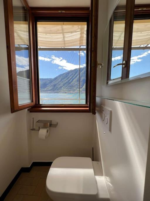 Lake Loft Apartment Colonno