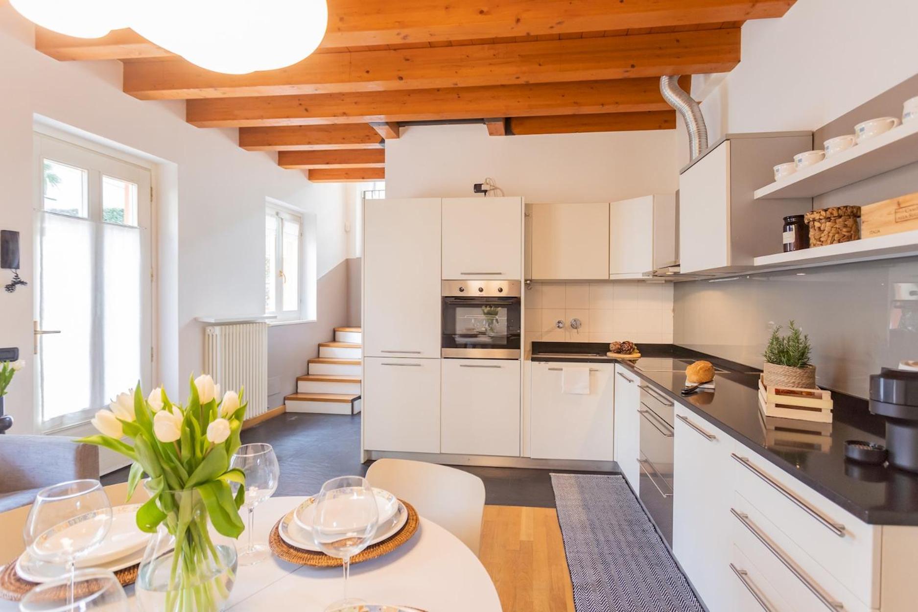 Vico Garden-203 By Rent Apartment Como