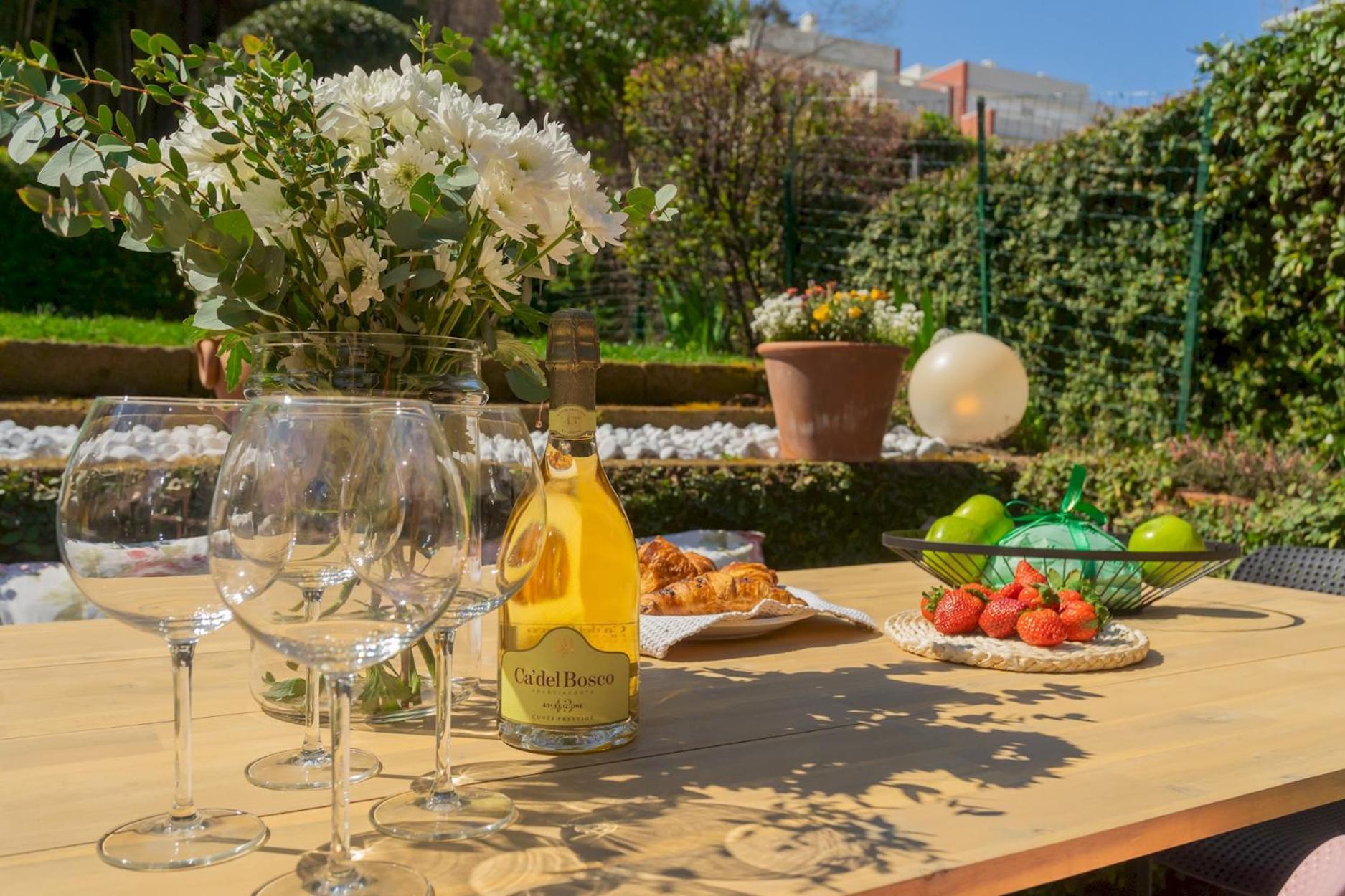Vico Garden-203 By Rent Apartment Como