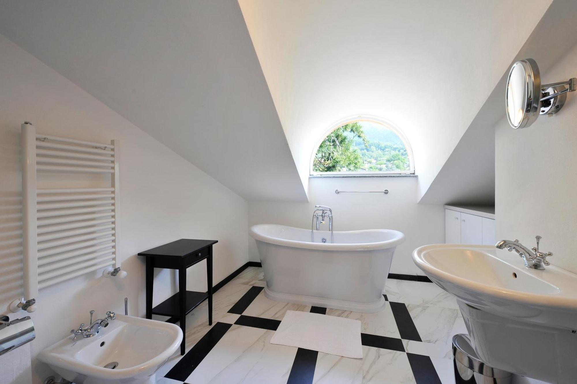 Brentano Elegante Apartment