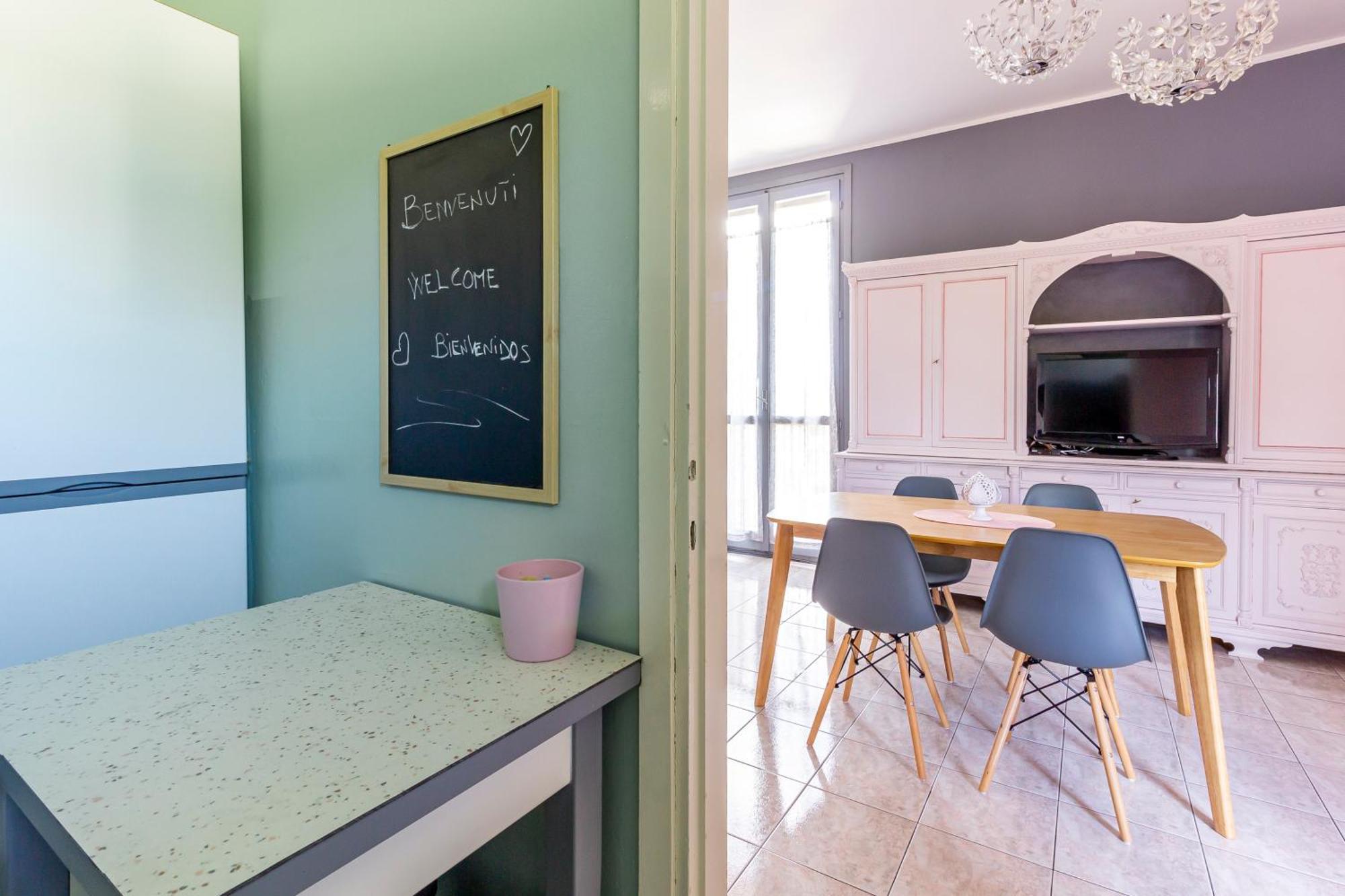 Apartment Parking & Terrace - Large 90 Mq - Self Check-in & Remote Access