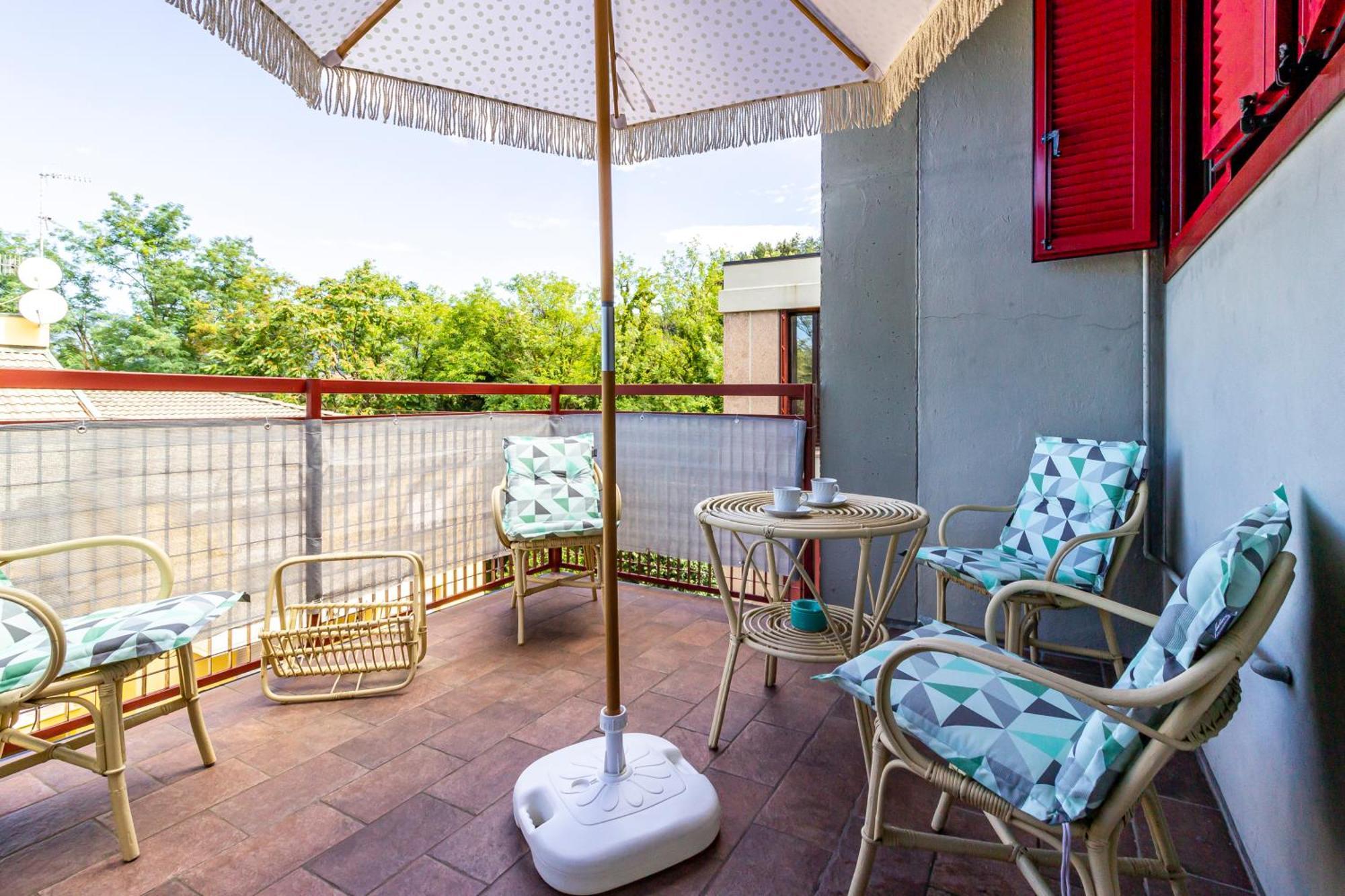 Apartment Parking & Terrace - Large 90 Mq - Self Check-in & Remote Access *