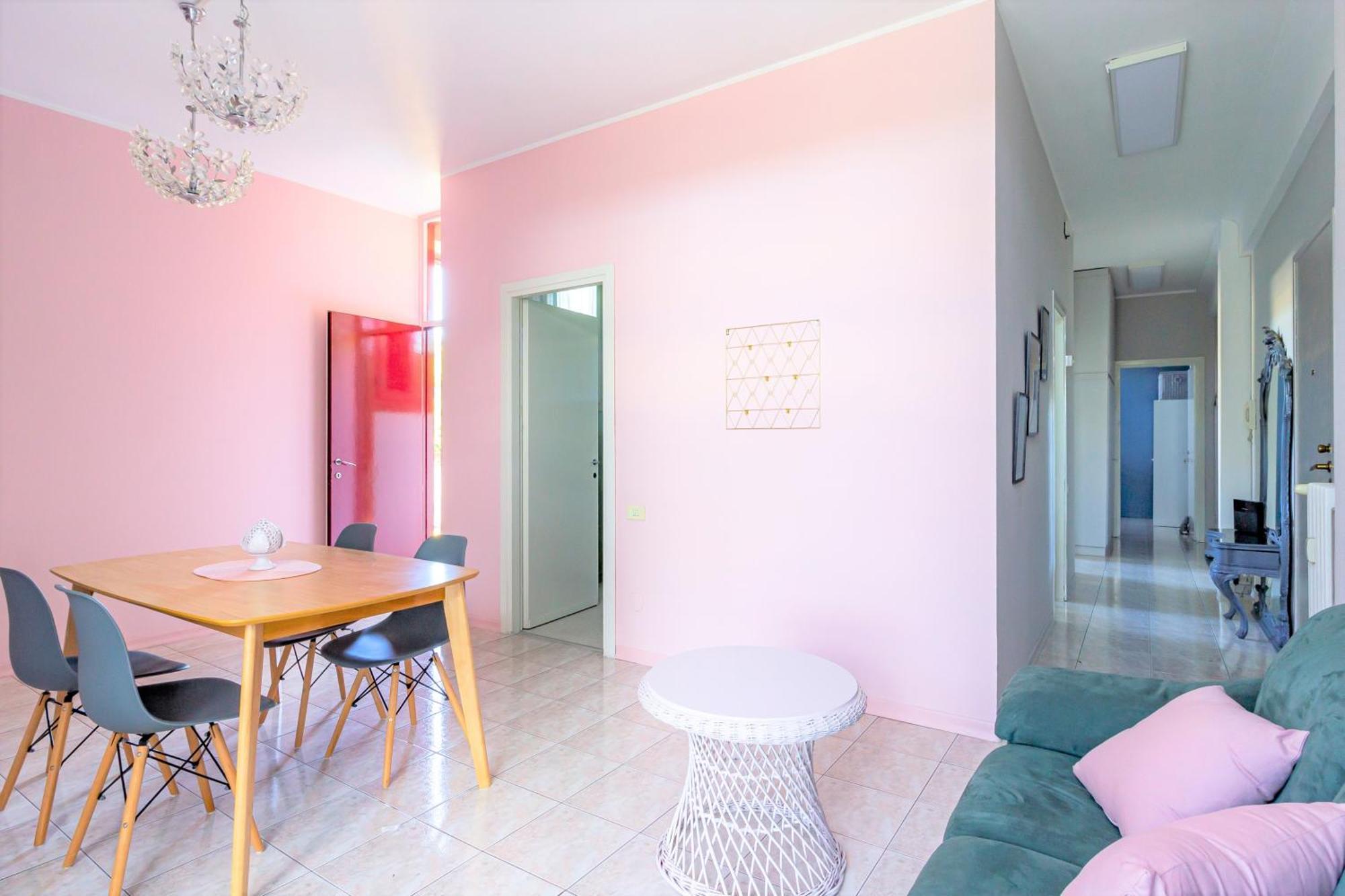 Apartment Parking & Terrace - Large 90 Mq - Self Check-in & Remote Access Como