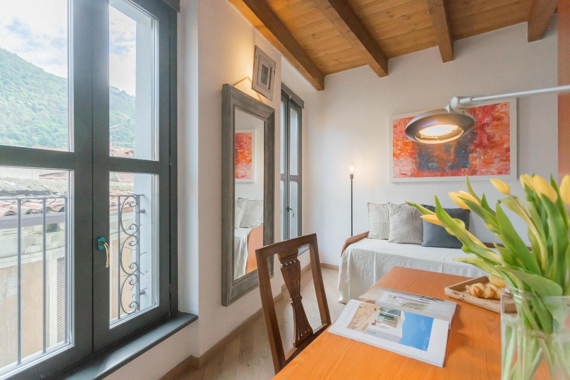 Luini 7 By Rent *