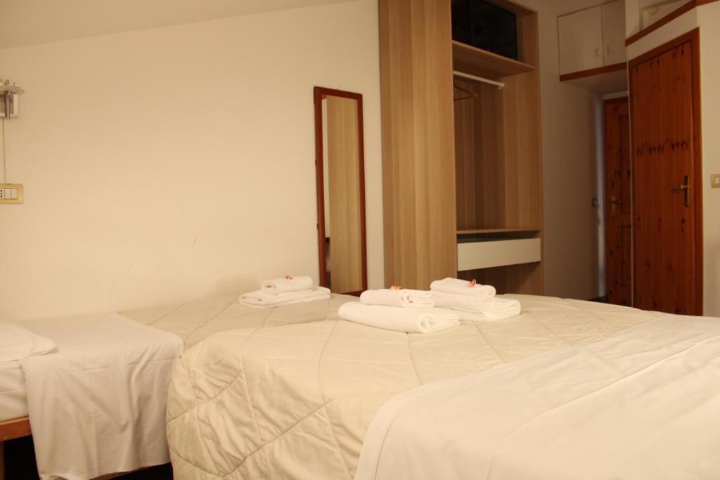 Hotel Al 2*