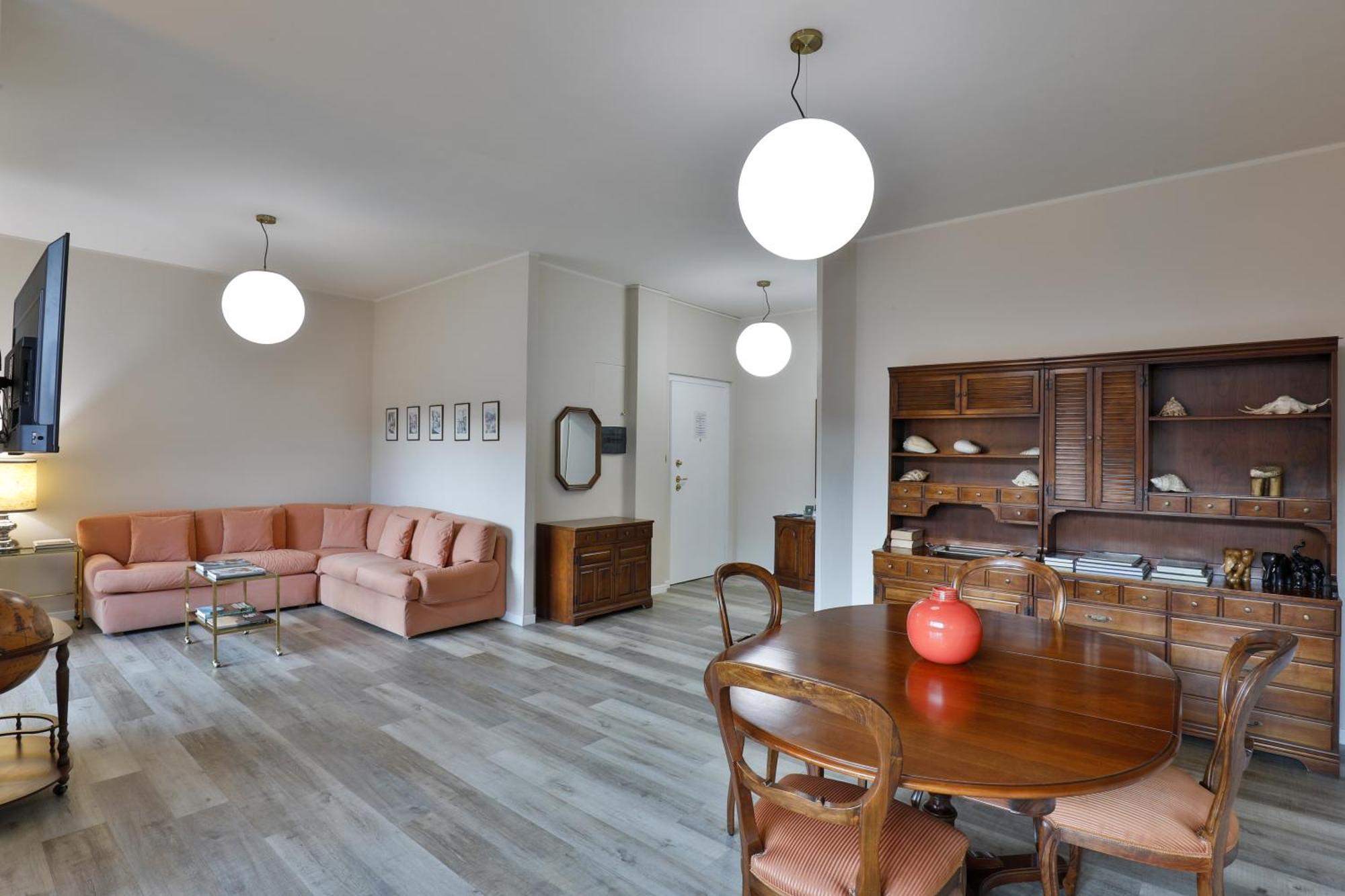 Apartment Dante Como