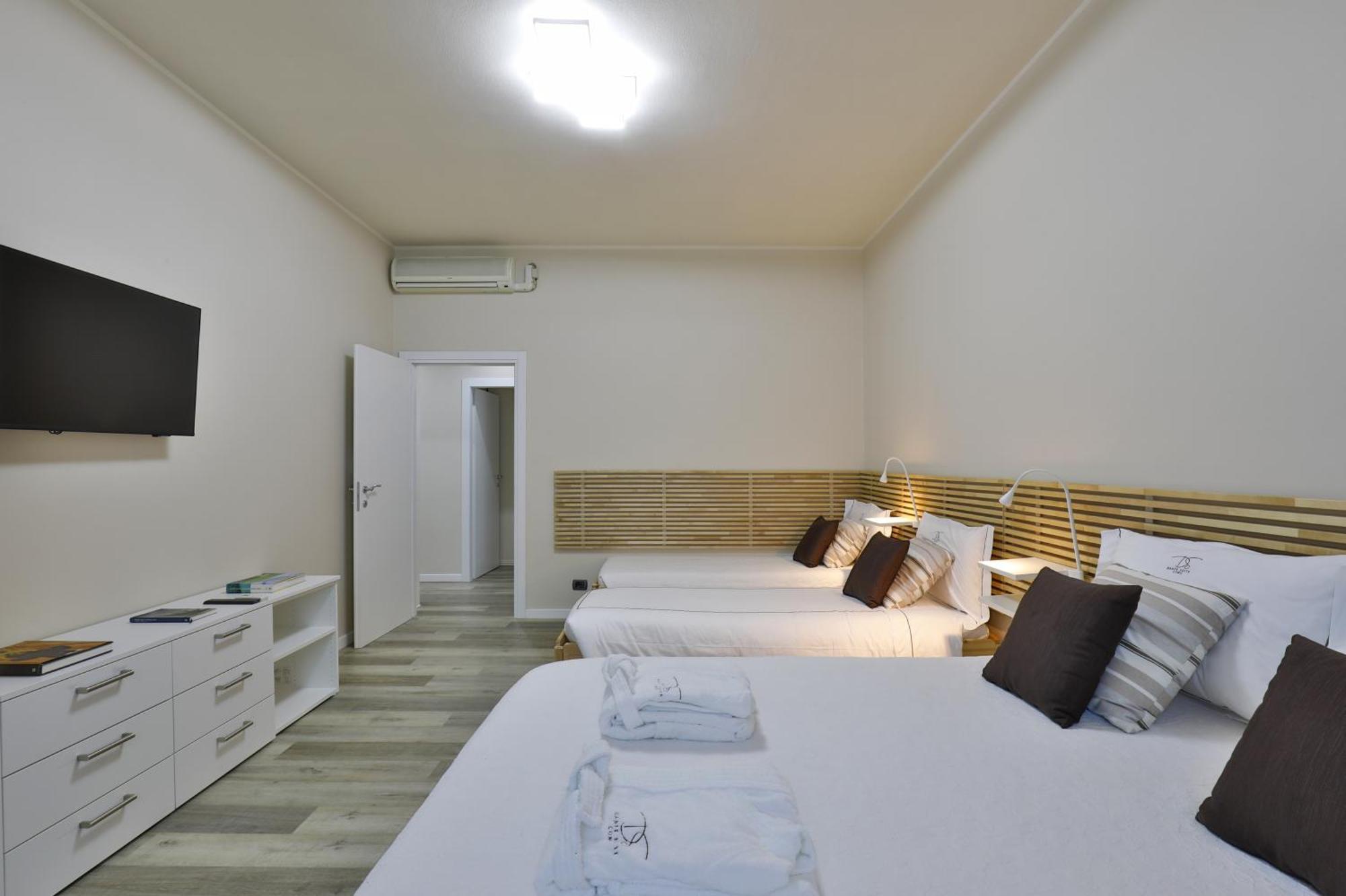 Dante Apartment Como