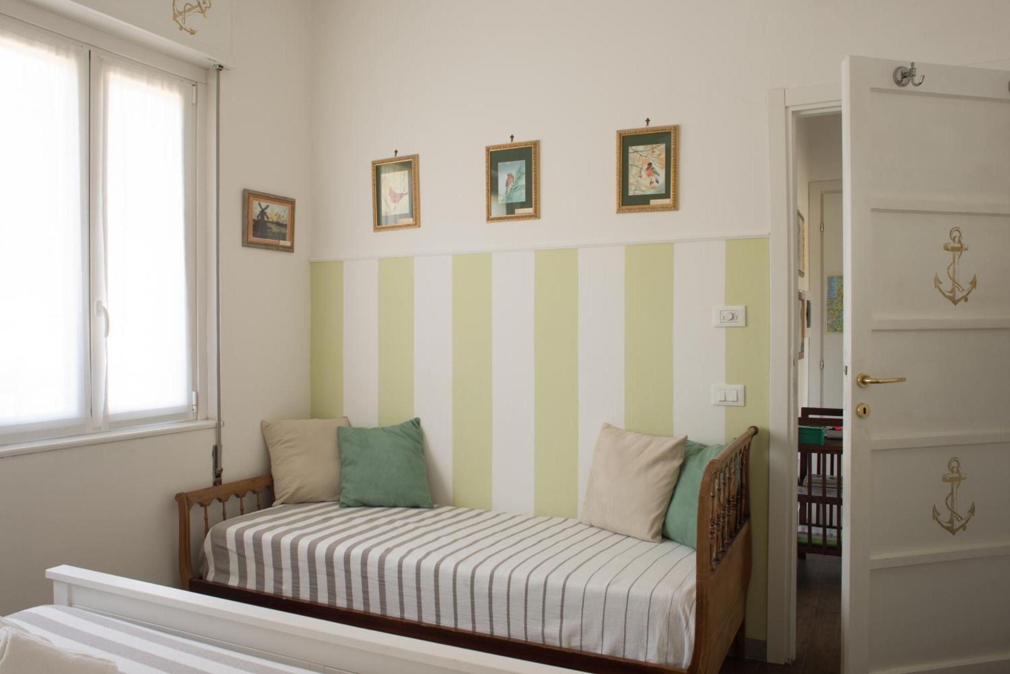 Vintage Apartment *