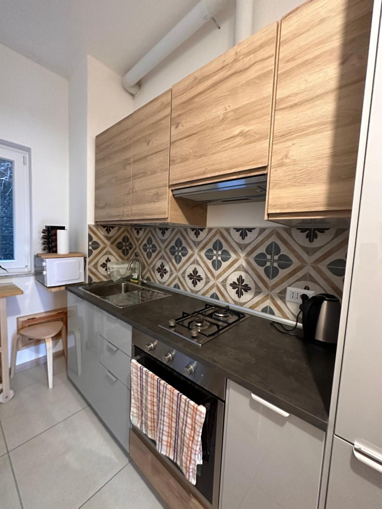 Casa Ling -ac - Parking-2bathrooms Bed & Breakfast Como