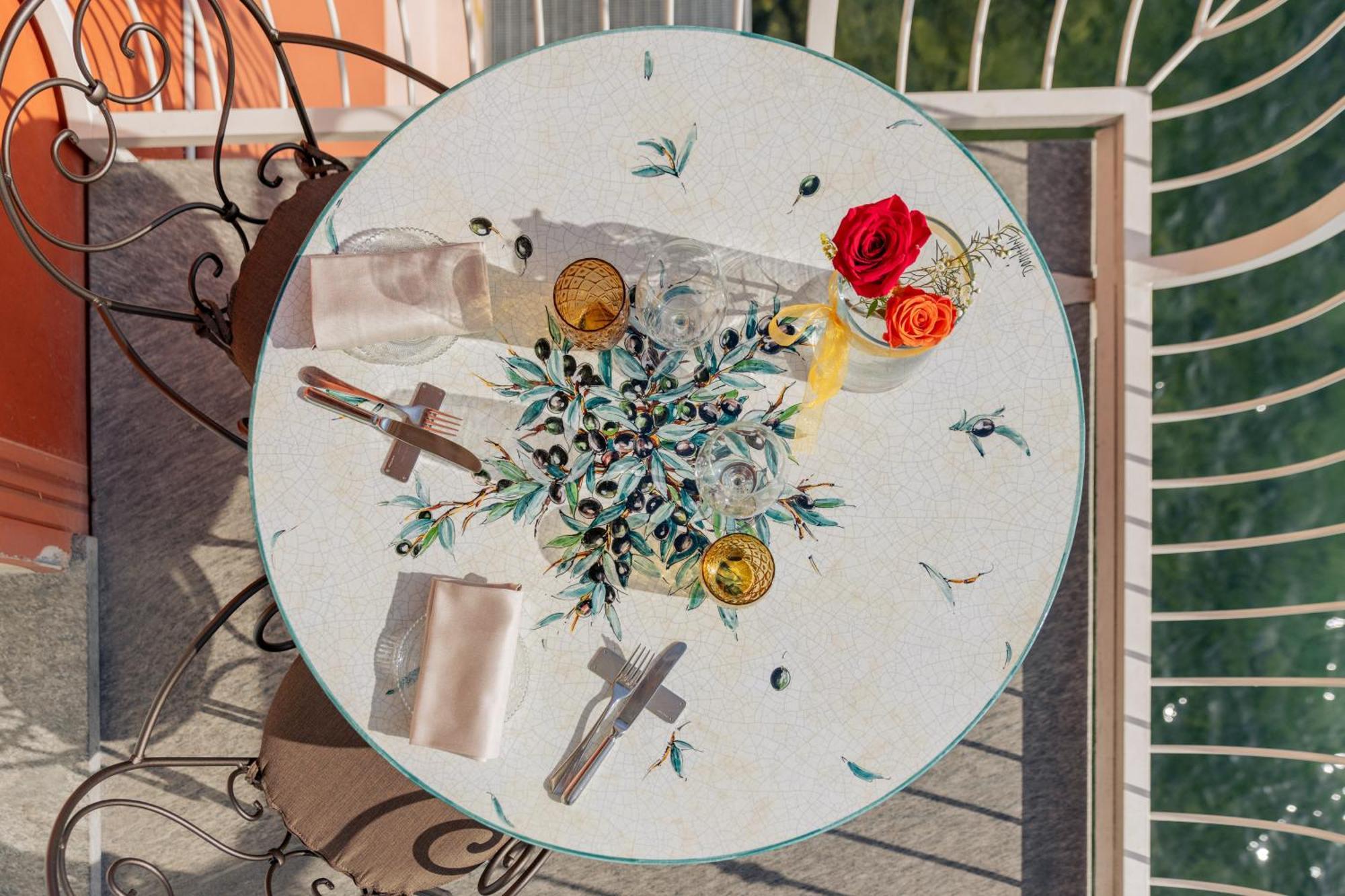 La Darsena Boutique & Restaurant Hotel