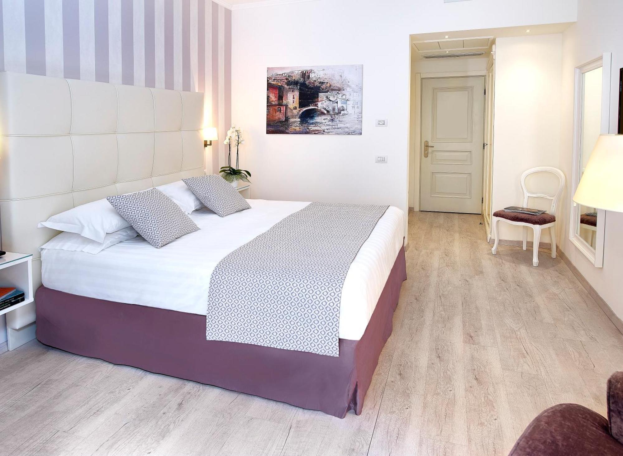 Du & Hotel 3*