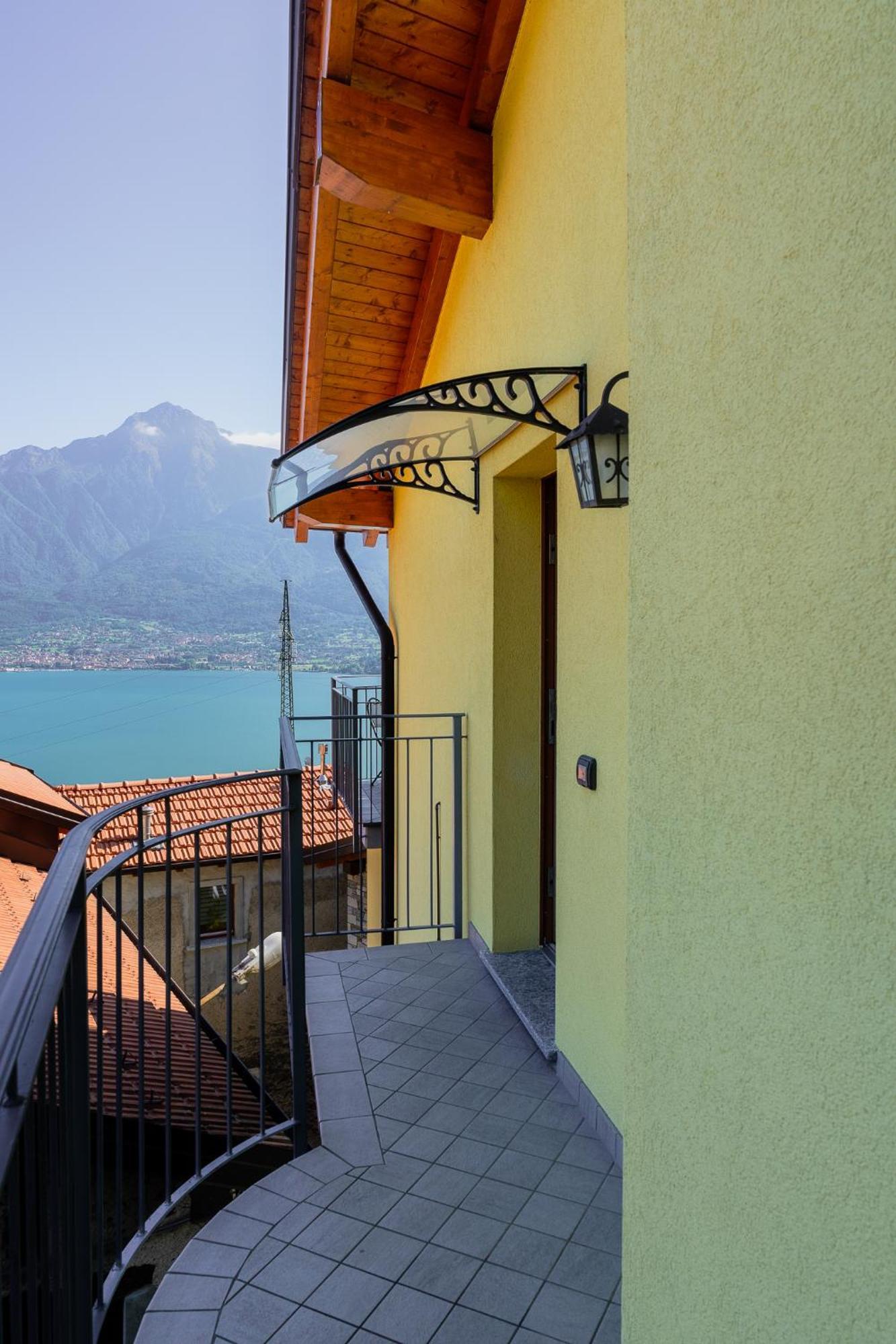 Casa Fausto Holiday home Vercana