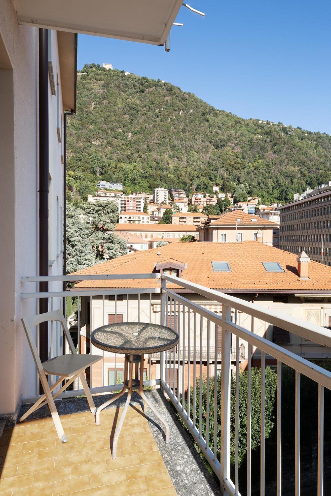 Apartment Casa Di Crissy - Centro Como