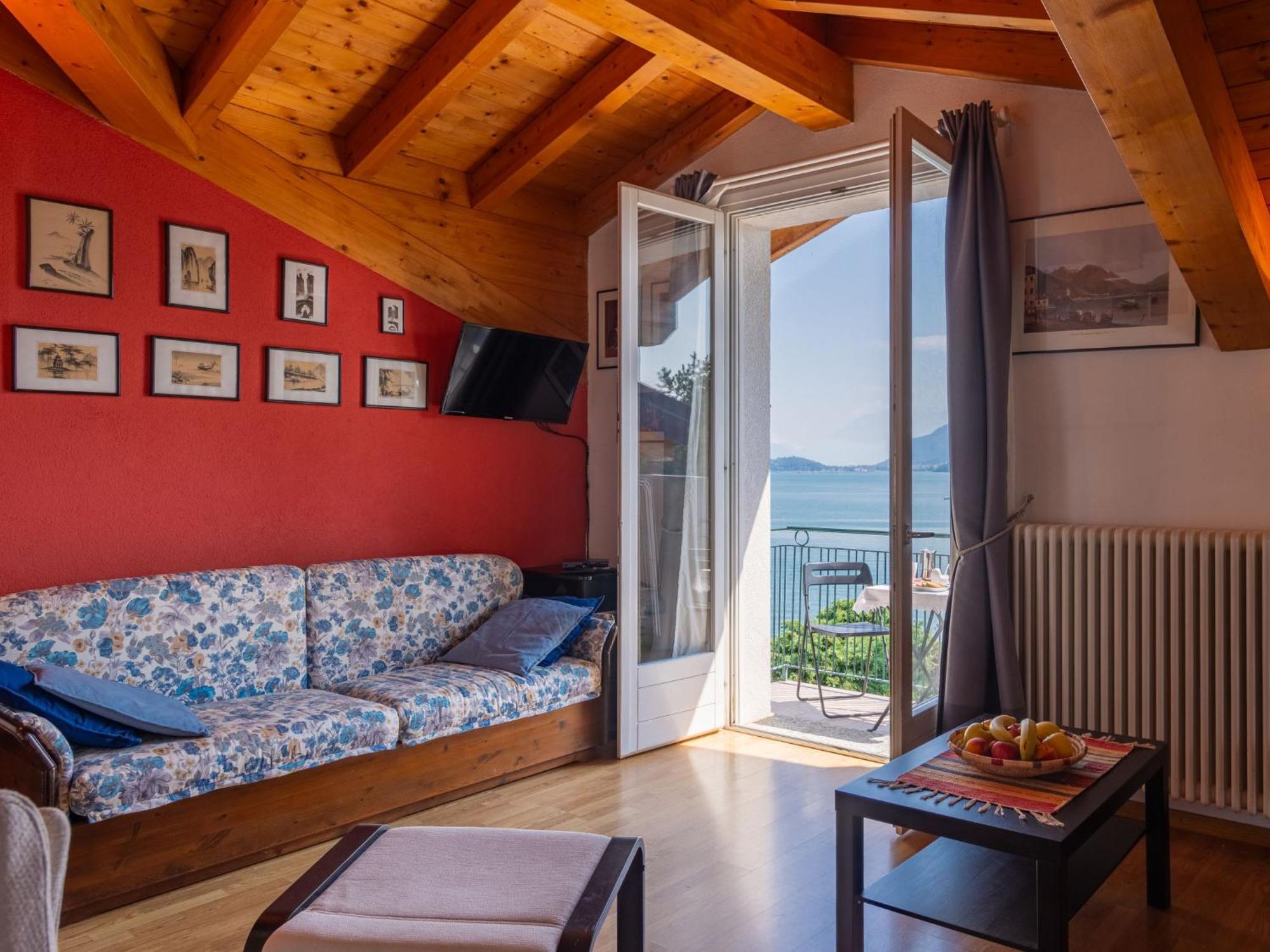 Serenella By Interhome *