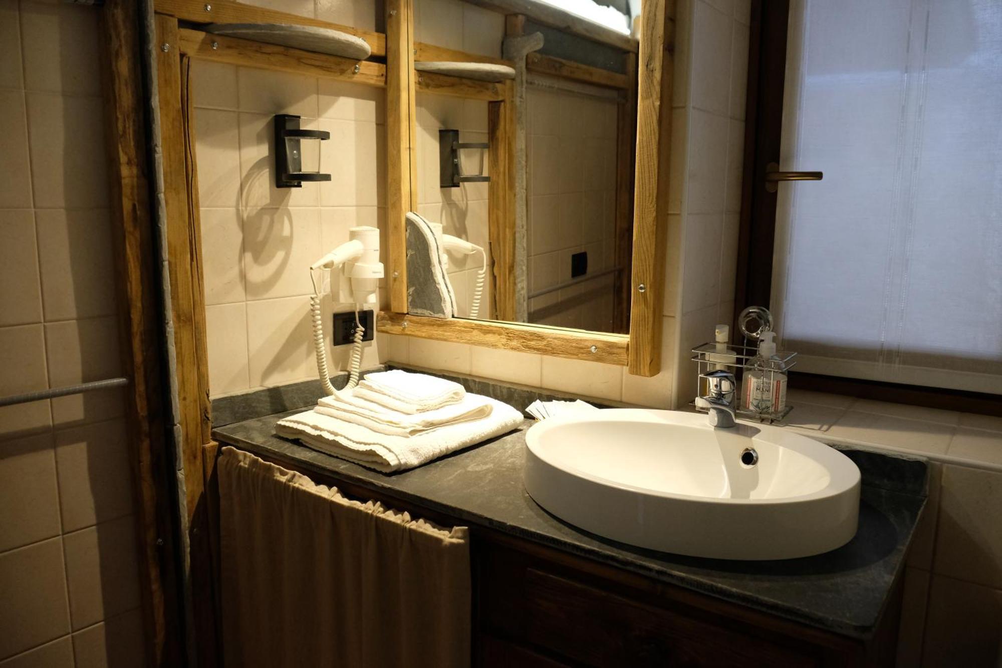 Le In Pietra La Torretta Holiday home