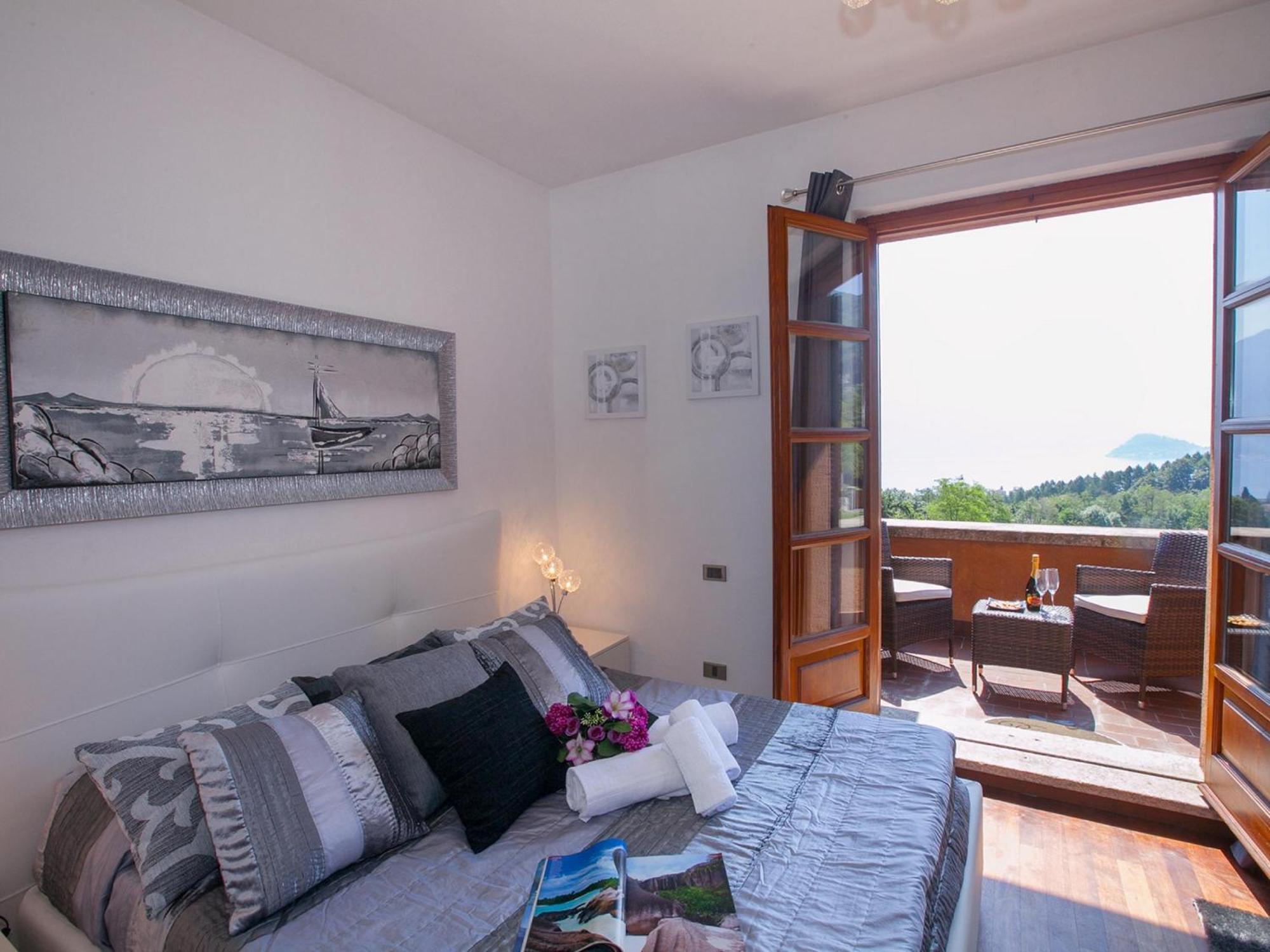 Villa Lakecomo - Ritrovo *