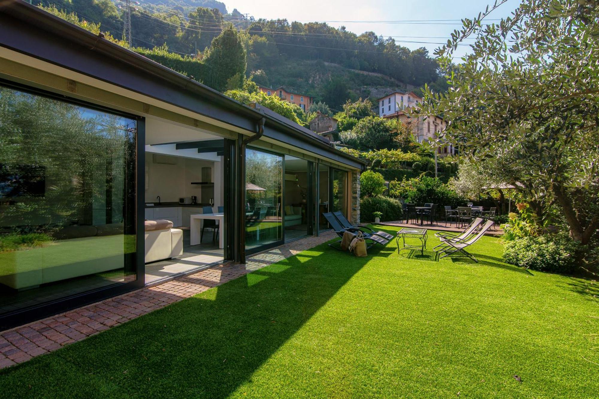 Lumina House - Private Garden & View *
