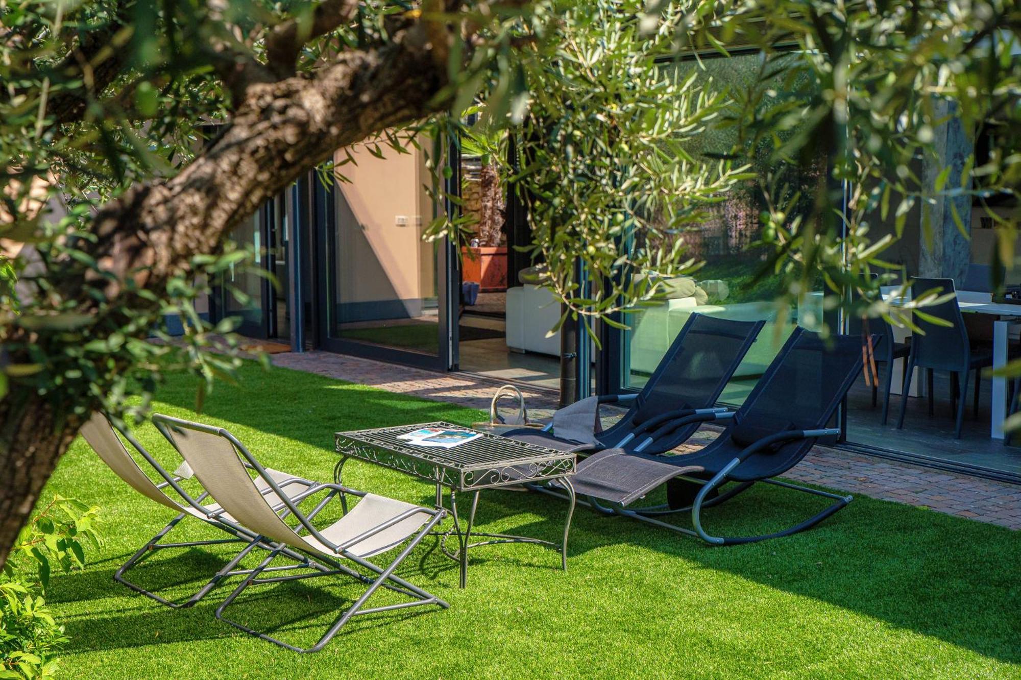 Villa Lumina House - Private Garden & View