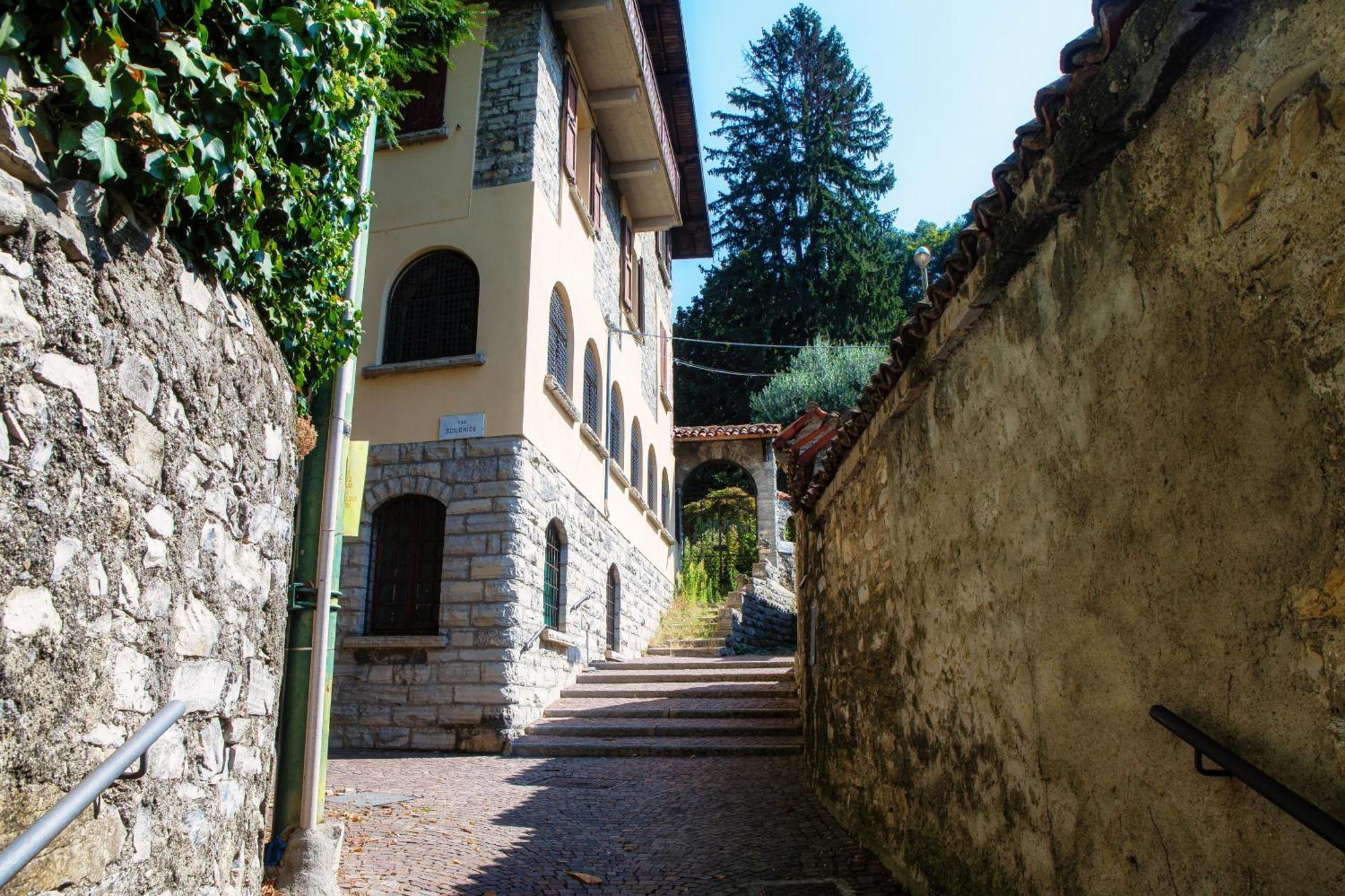 Villa Lumina House - Private Garden & View *