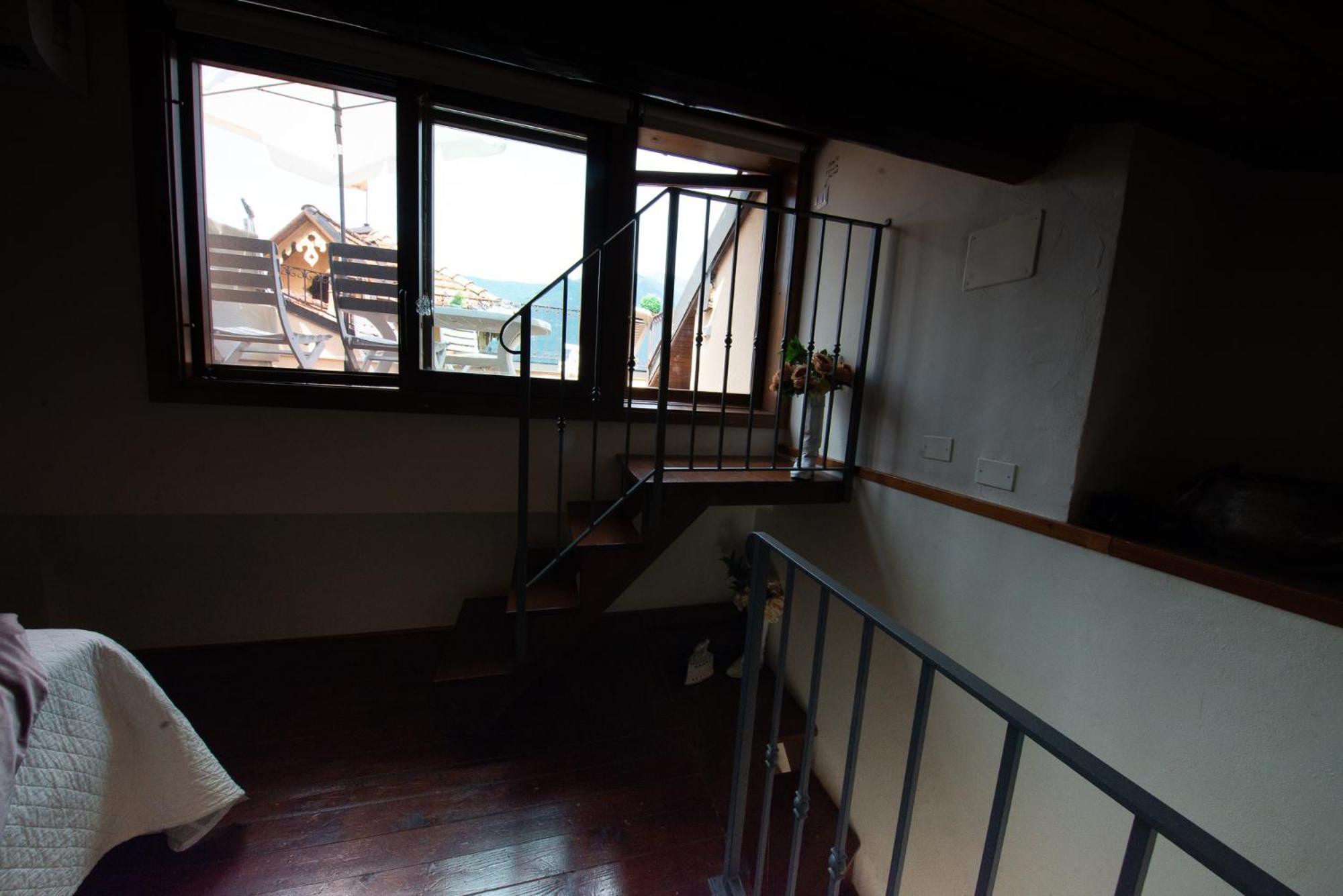 Bella Vista Sul Di Appartamento Faggeto Lario