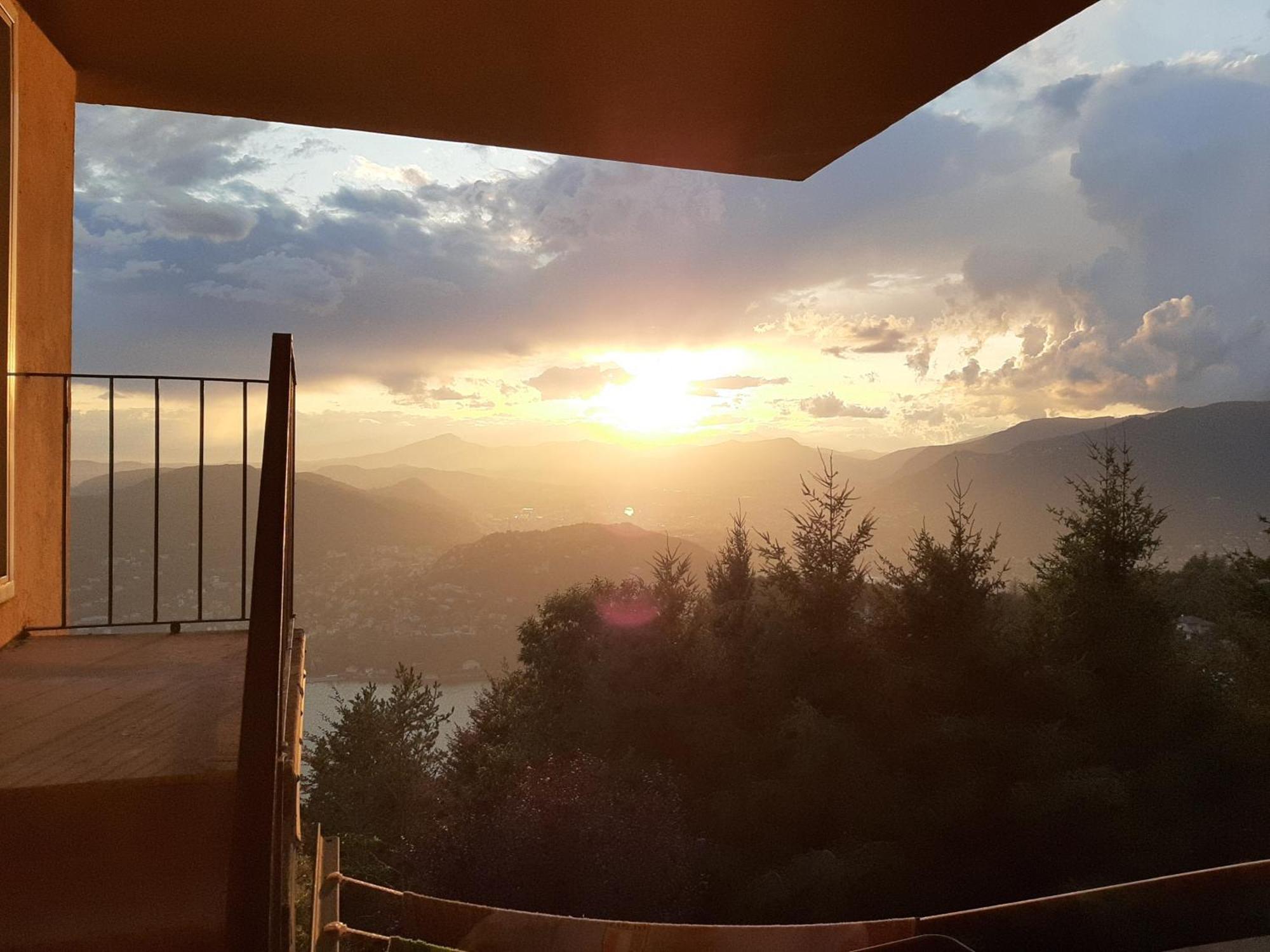 Appartamento Il Nido Della Fenice Brunate