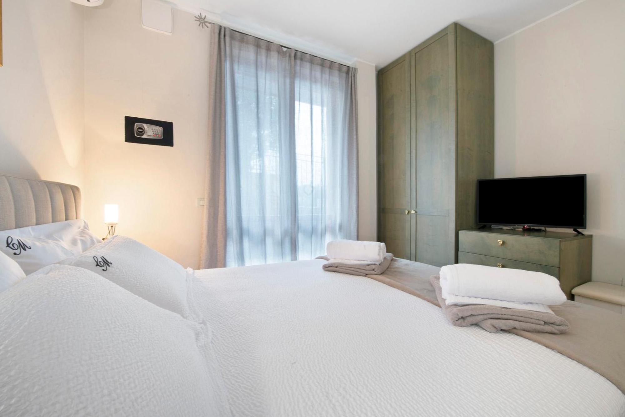 Casa Marina Private Garden Holiday home *