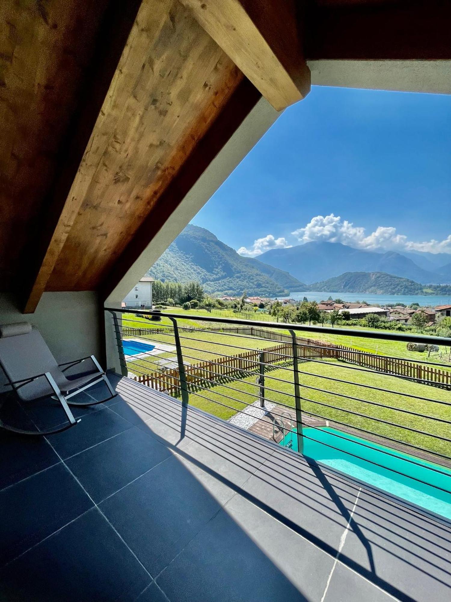 Tivano, Vista Mozzafiato Villa