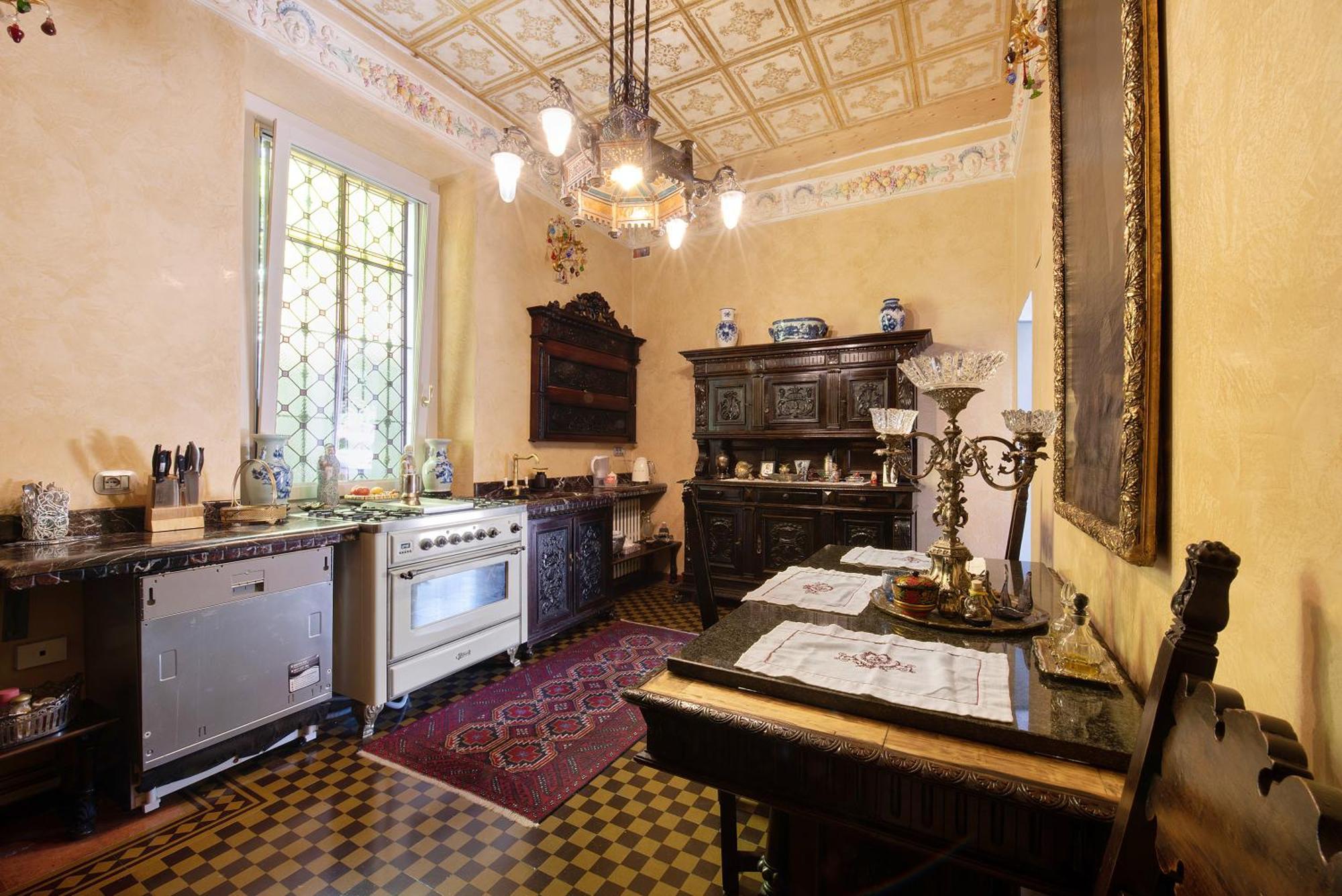 Historic Argegno Villa Dizzasco