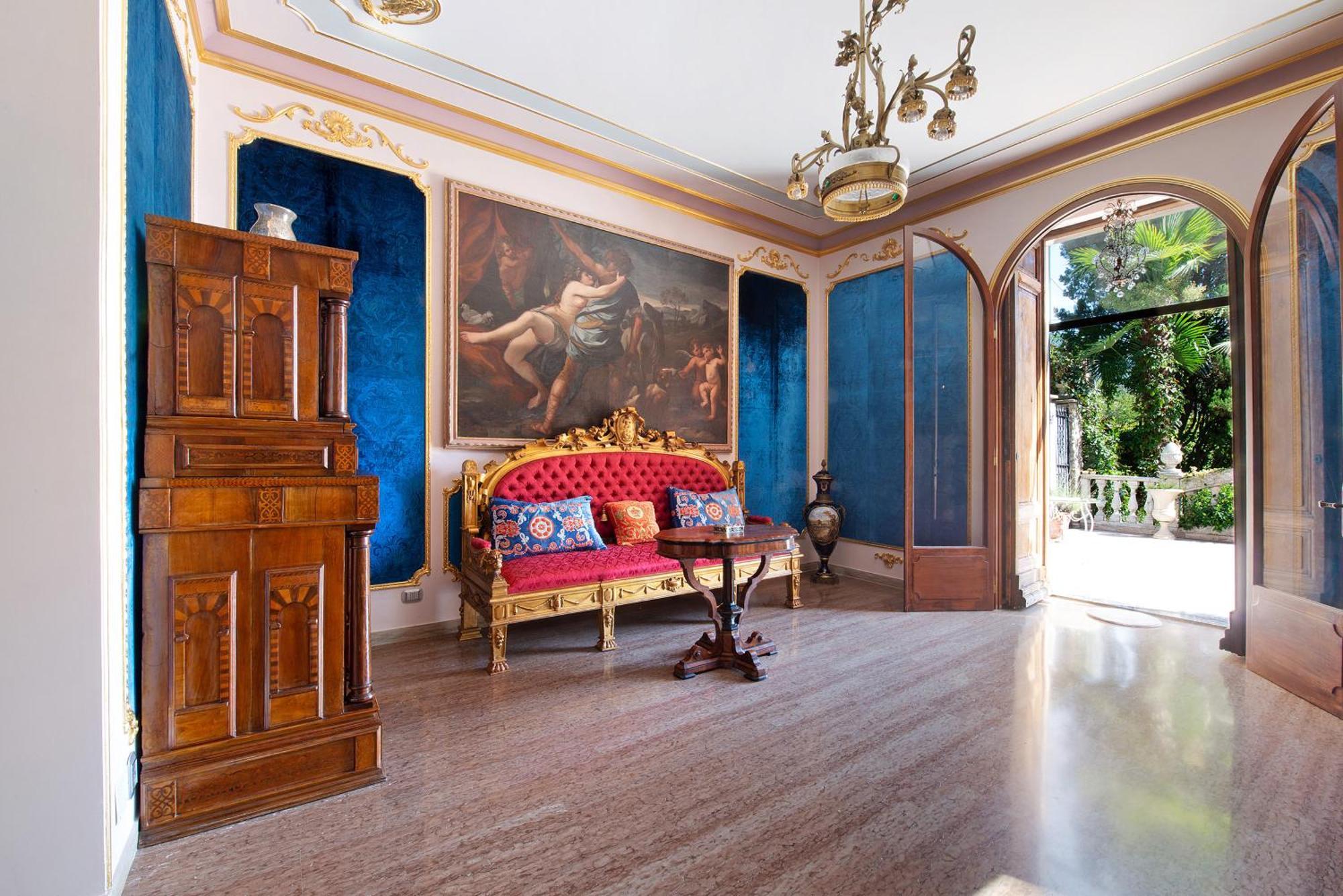Historic Argegno Villa Dizzasco