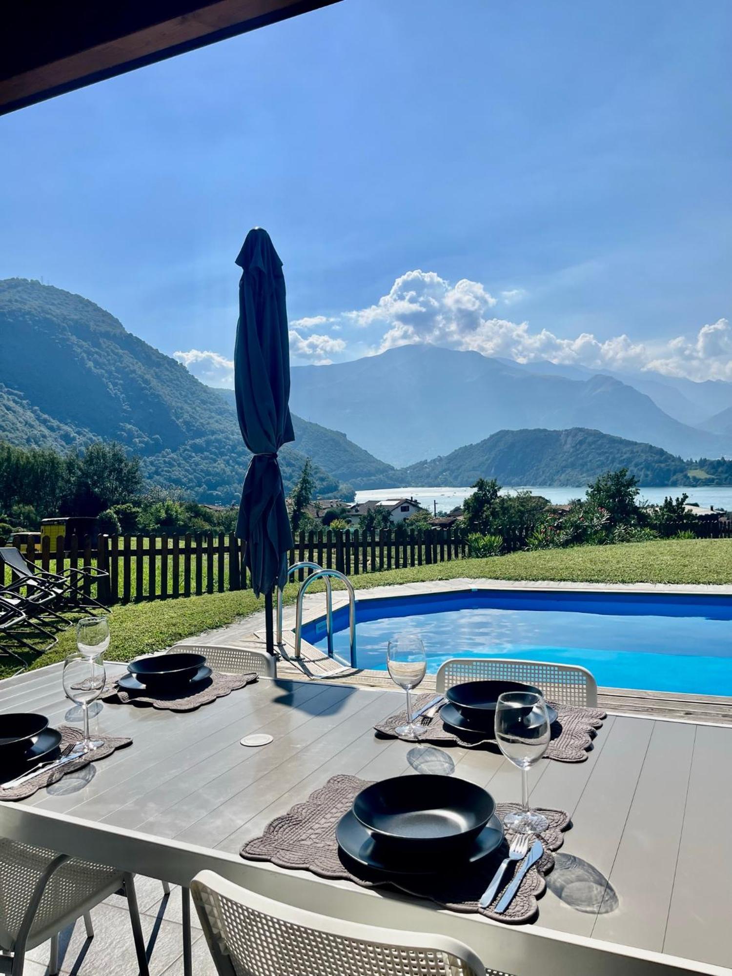 Tivano, Vista Mozzafiato Villa