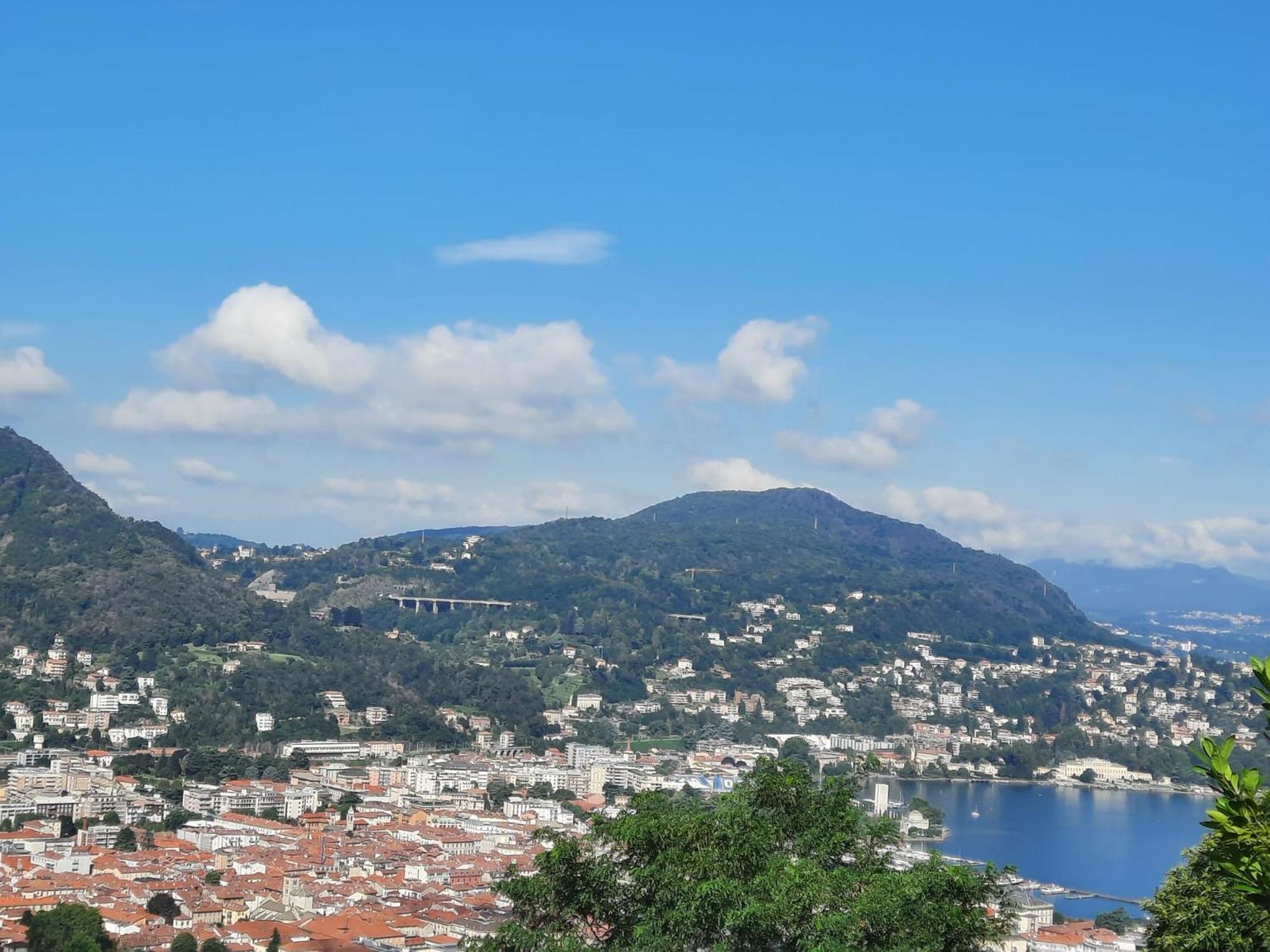 Your Lovely Nest In Como