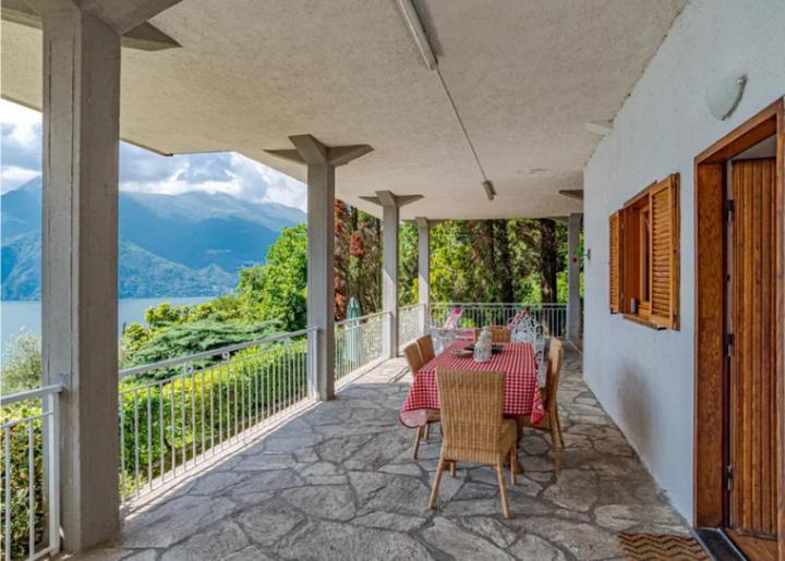 Varenna Wonders, Con Barbecue E Piscina Comoda Per 13 Ospiti Perledo