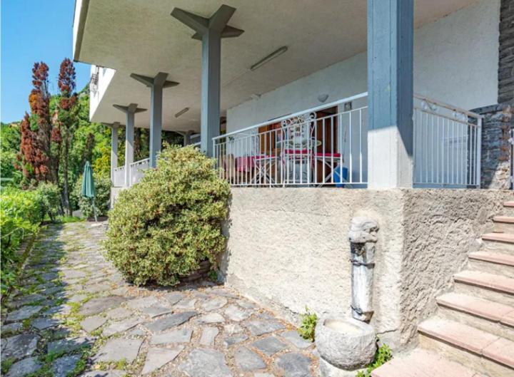 Varenna Wonders, Con Barbecue E Piscina Comoda Per 13 Ospiti