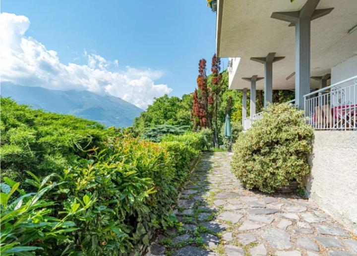 Varenna Wonders, Con Barbecue E Piscina Comoda Per 13 Ospiti