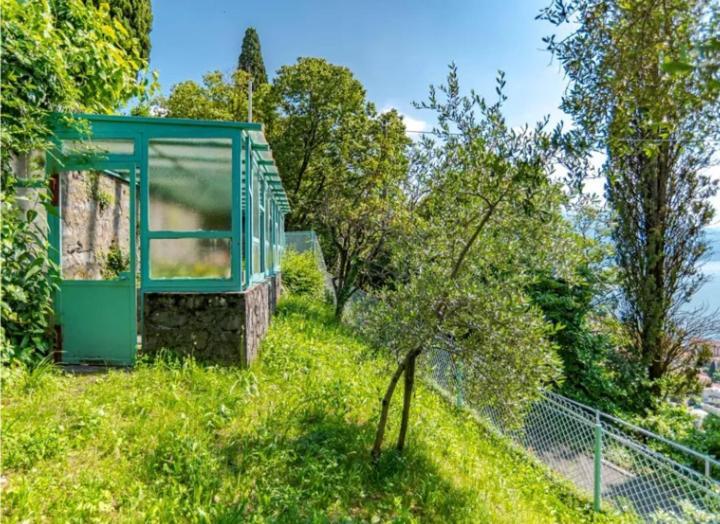 Varenna Wonders, With Pool For 14 Guests Villa