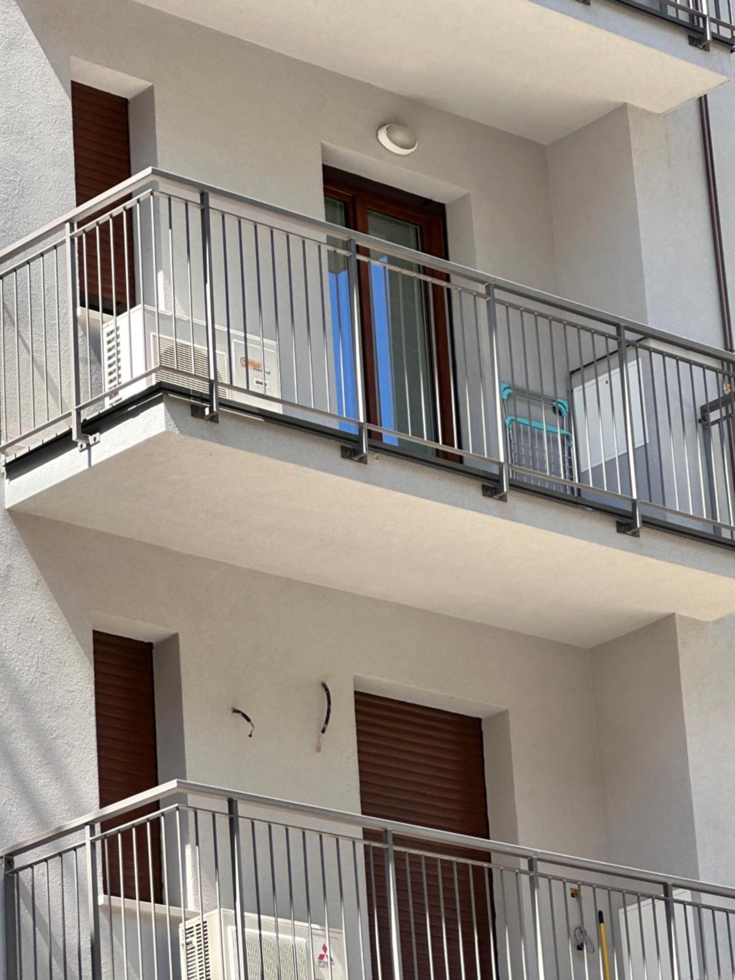 Dante Apartment