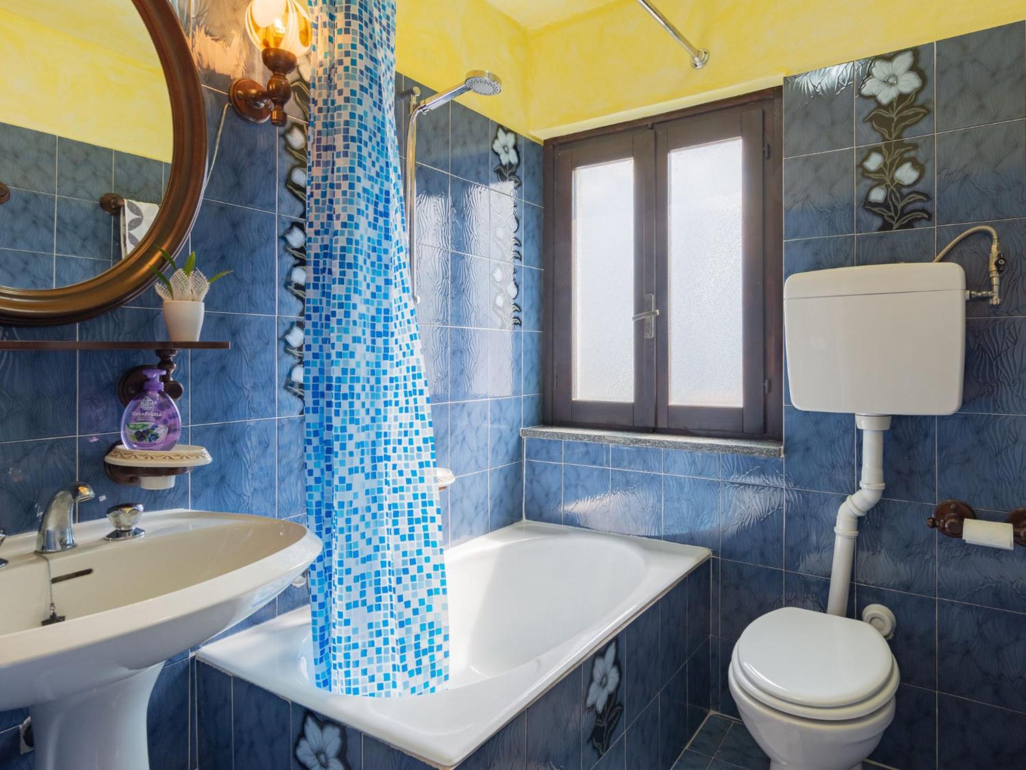 Leonardo By Interhome Holiday home Albonico