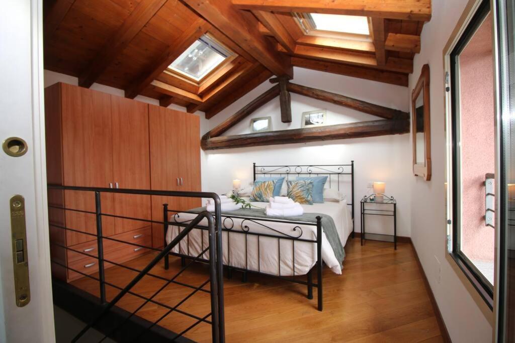 La Casa Del Pittore Apartment Como