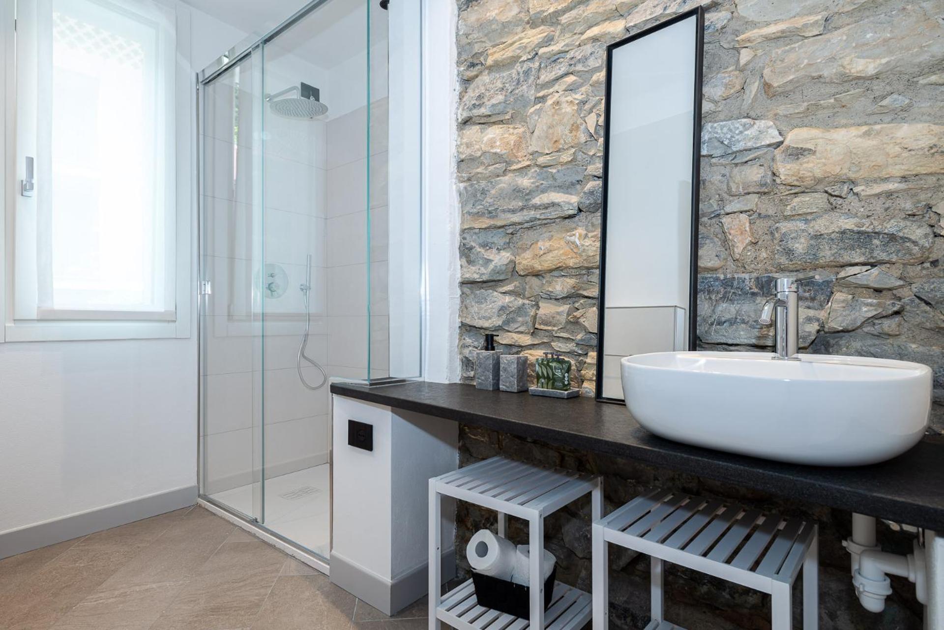 Mg House Luxury * Como