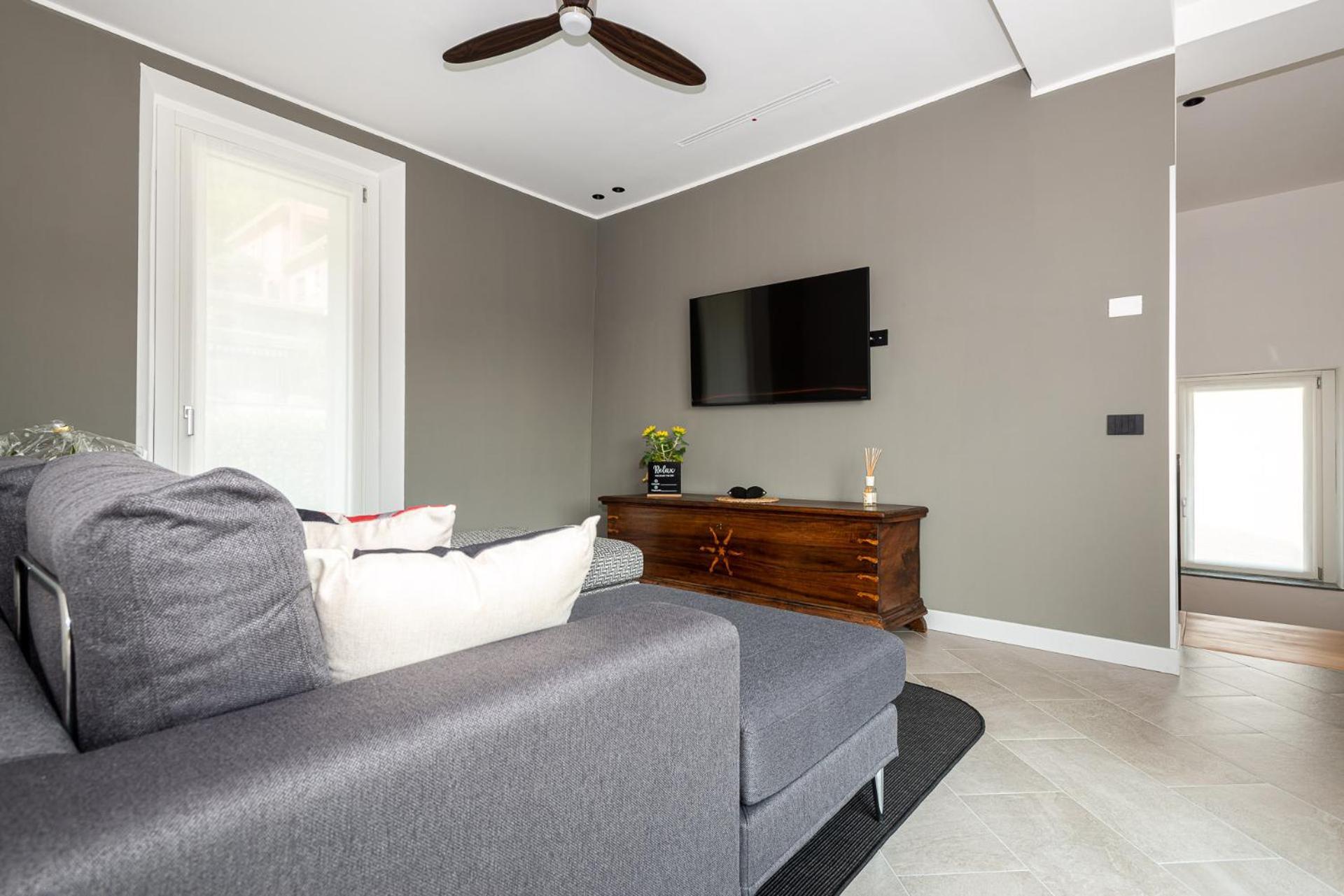 Mg House Luxury Apartment Como