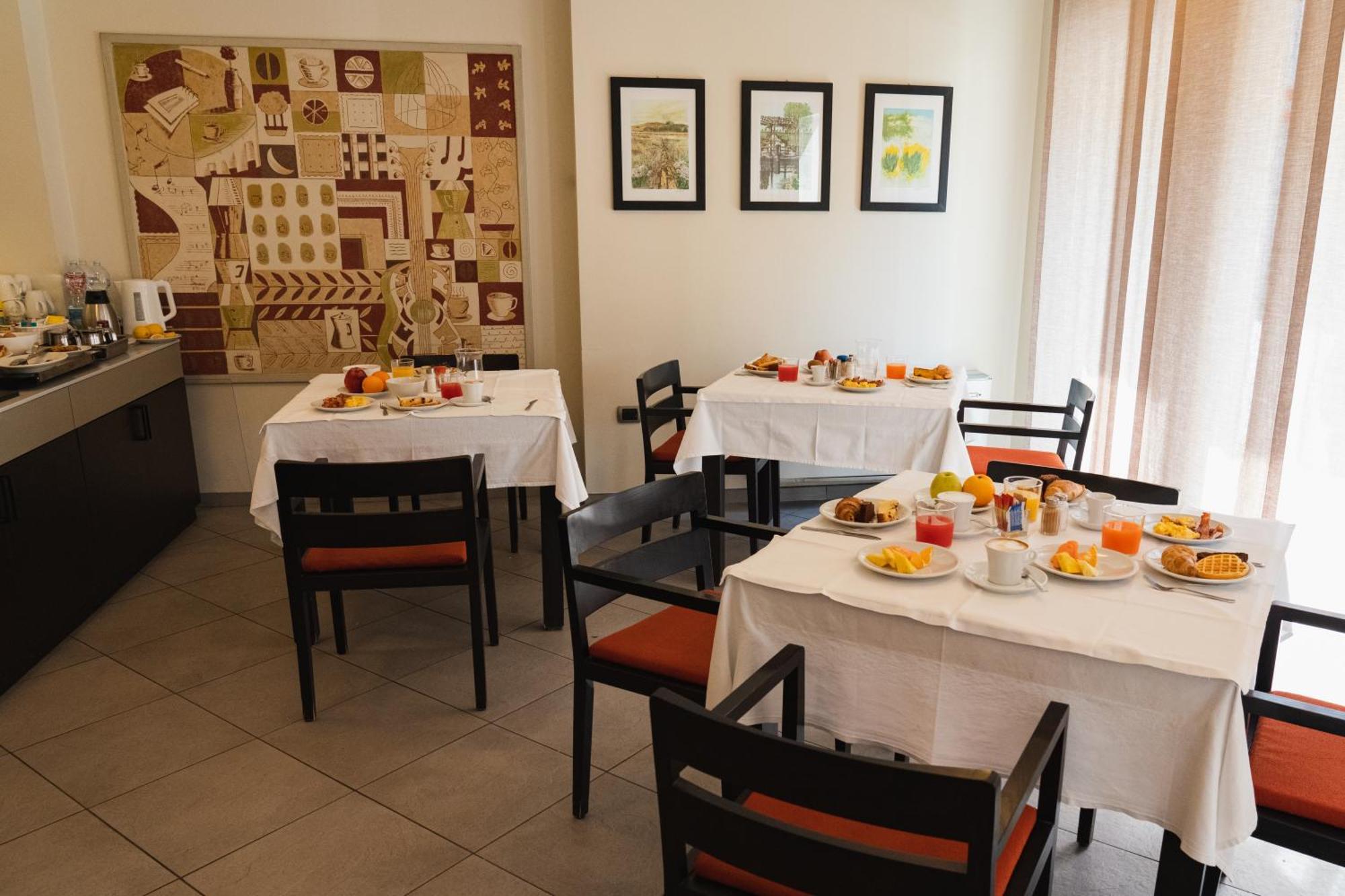 Hotel Parini Hotel 3*
