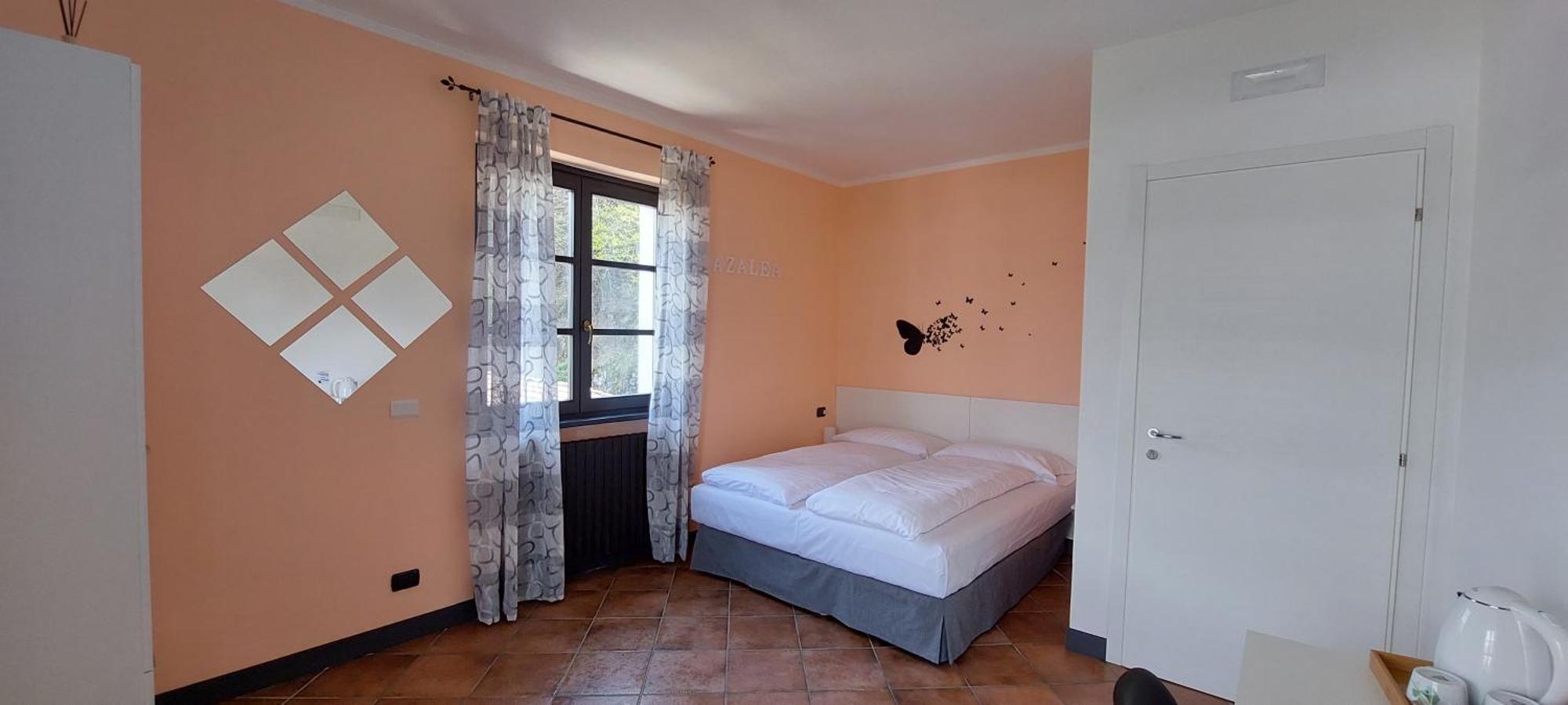 Eden Bed & Breakfast *