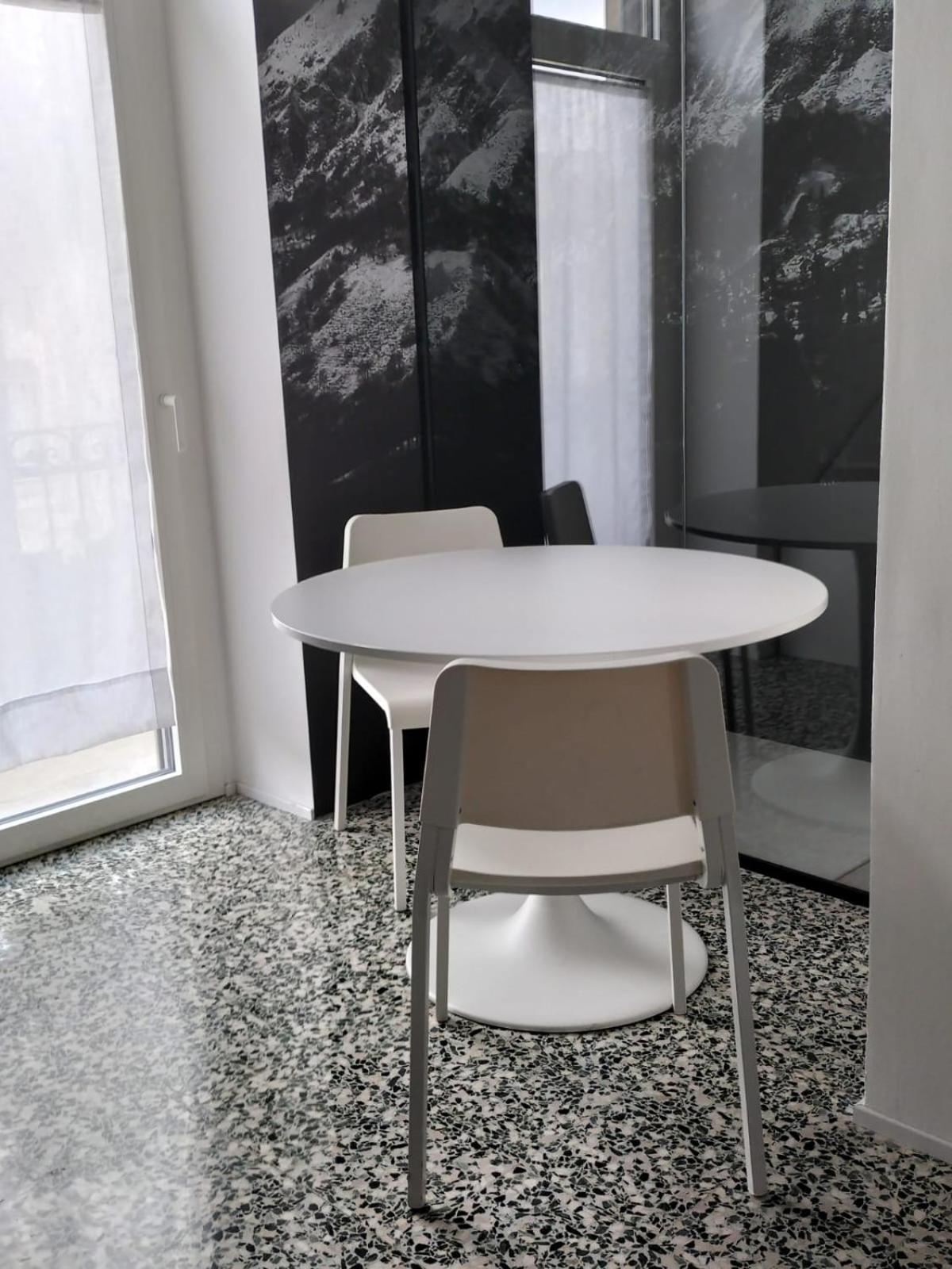 Apartment Mandello Amorevole Dimora In Lecco