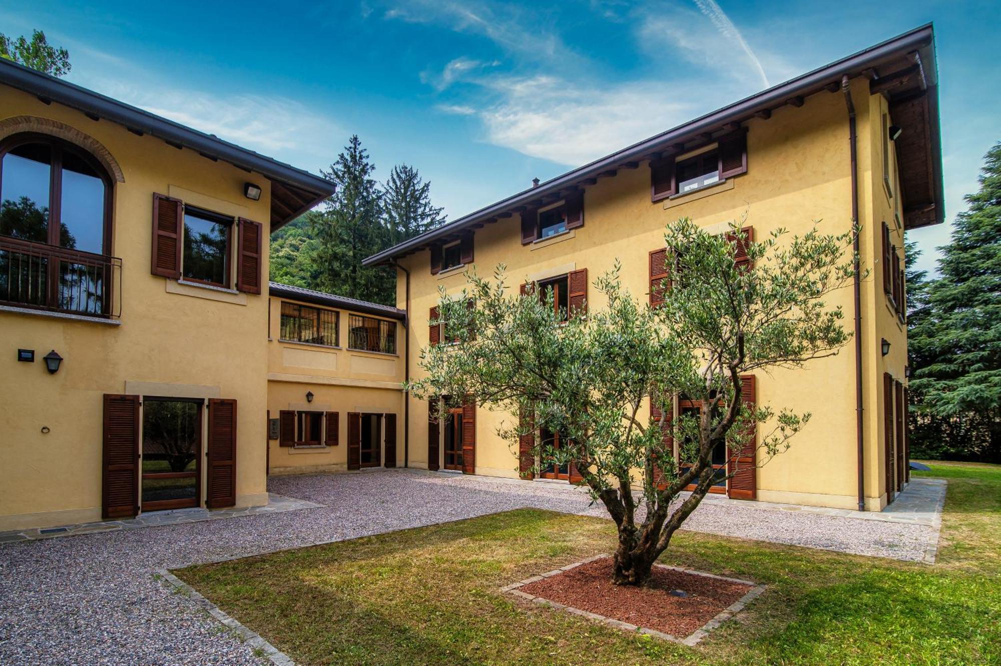Oasi - By Myhomeincomo Villa *